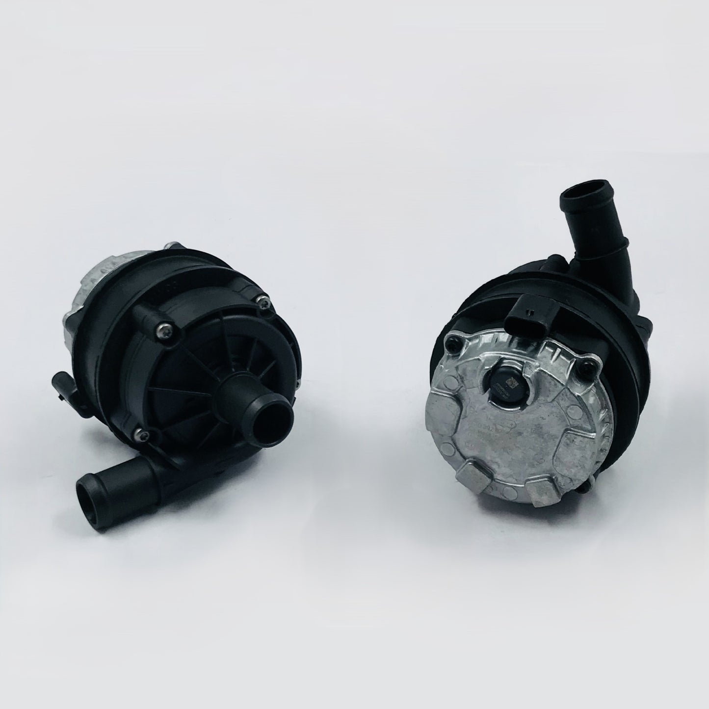 Bomba de Agua Auxiliar BMW X3 17-22 3 pines