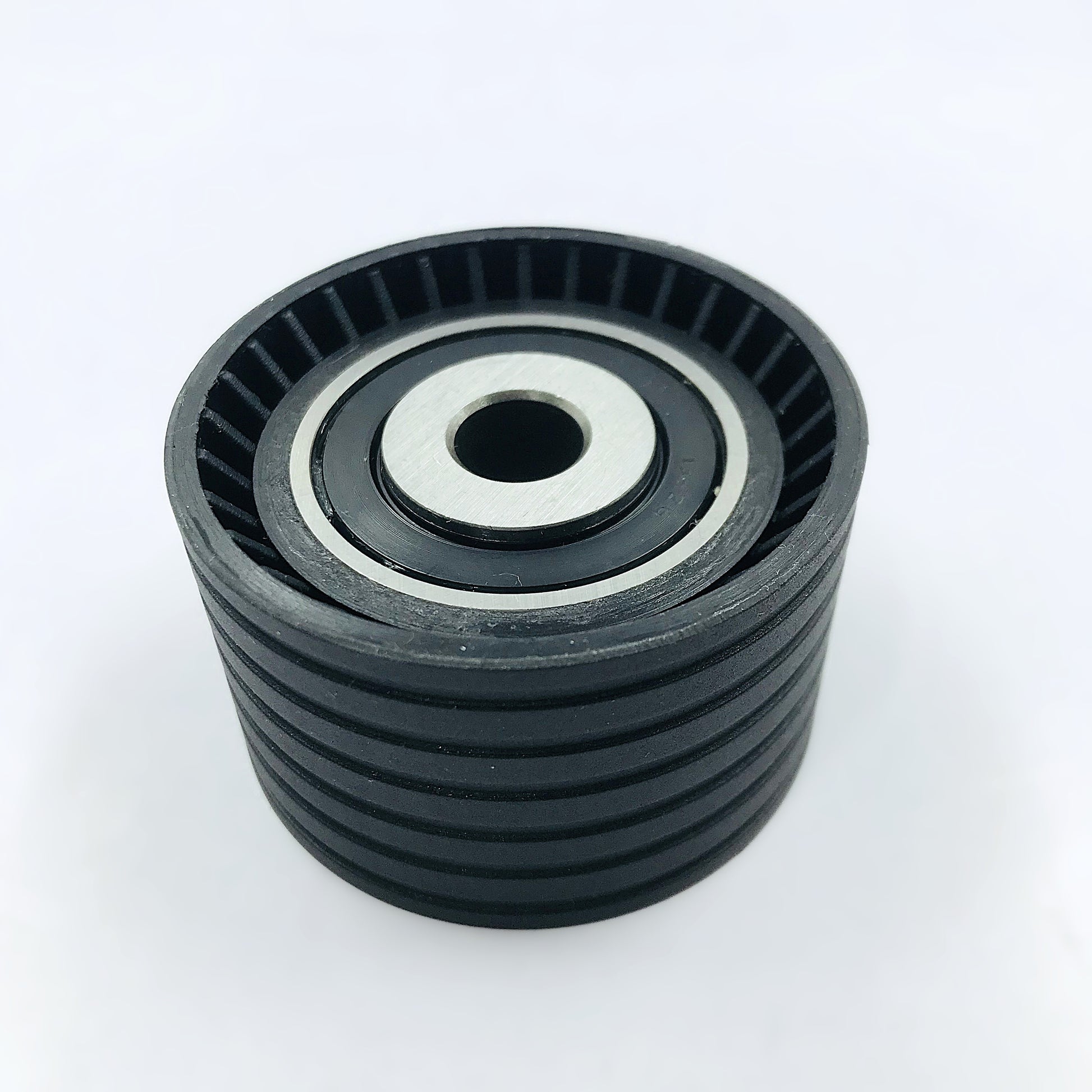 Polea Loca Nissan Platina Rayada Int Chica