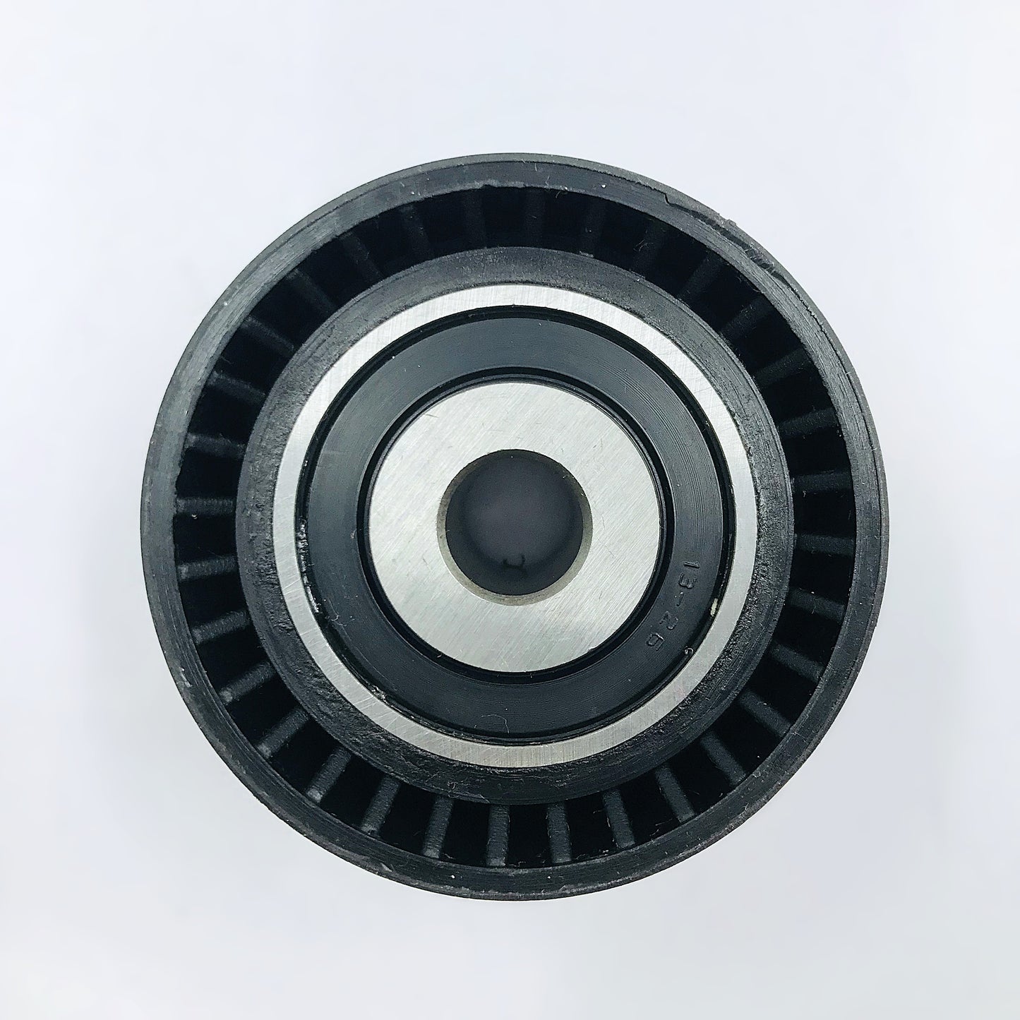 Polea Loca Nissan Platina Rayada Int Chica