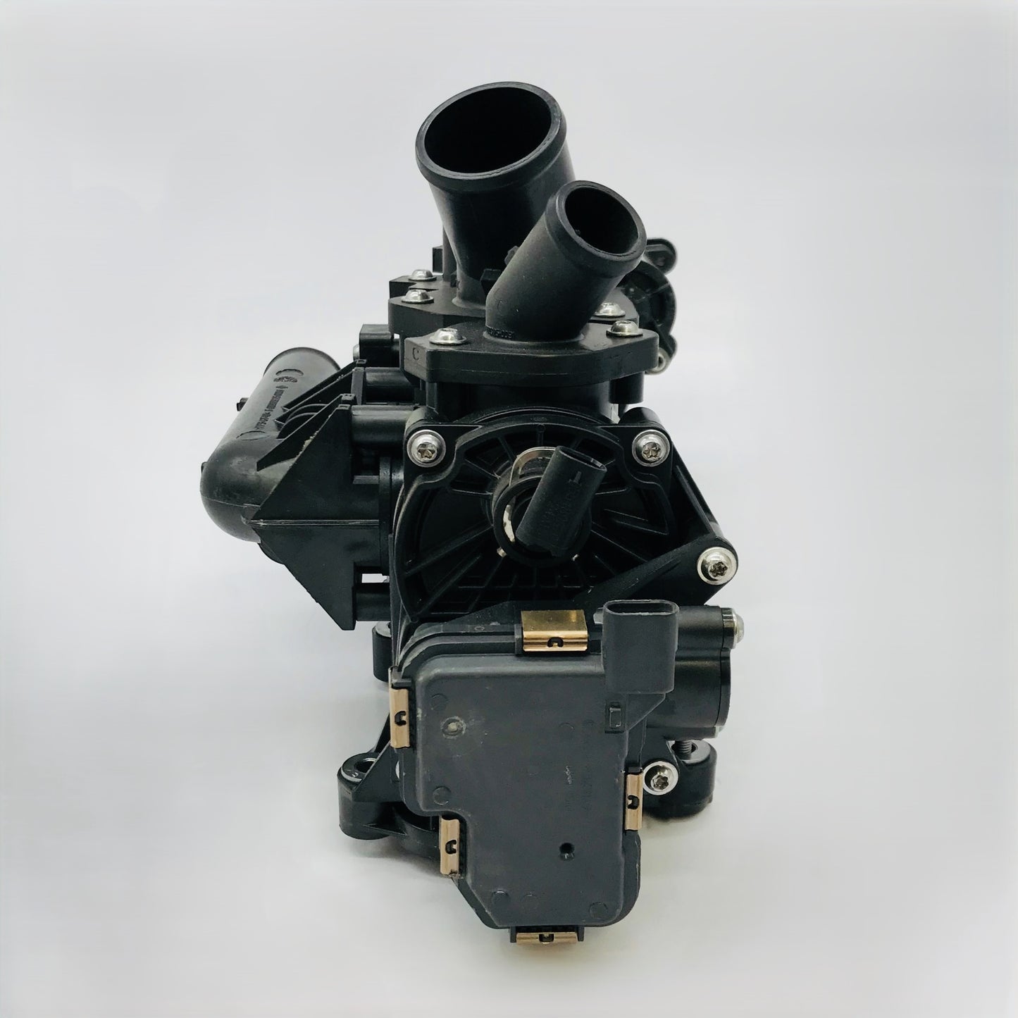 Toma Agua Chev 2.7 Silverado Sierra 19-25 Electronica