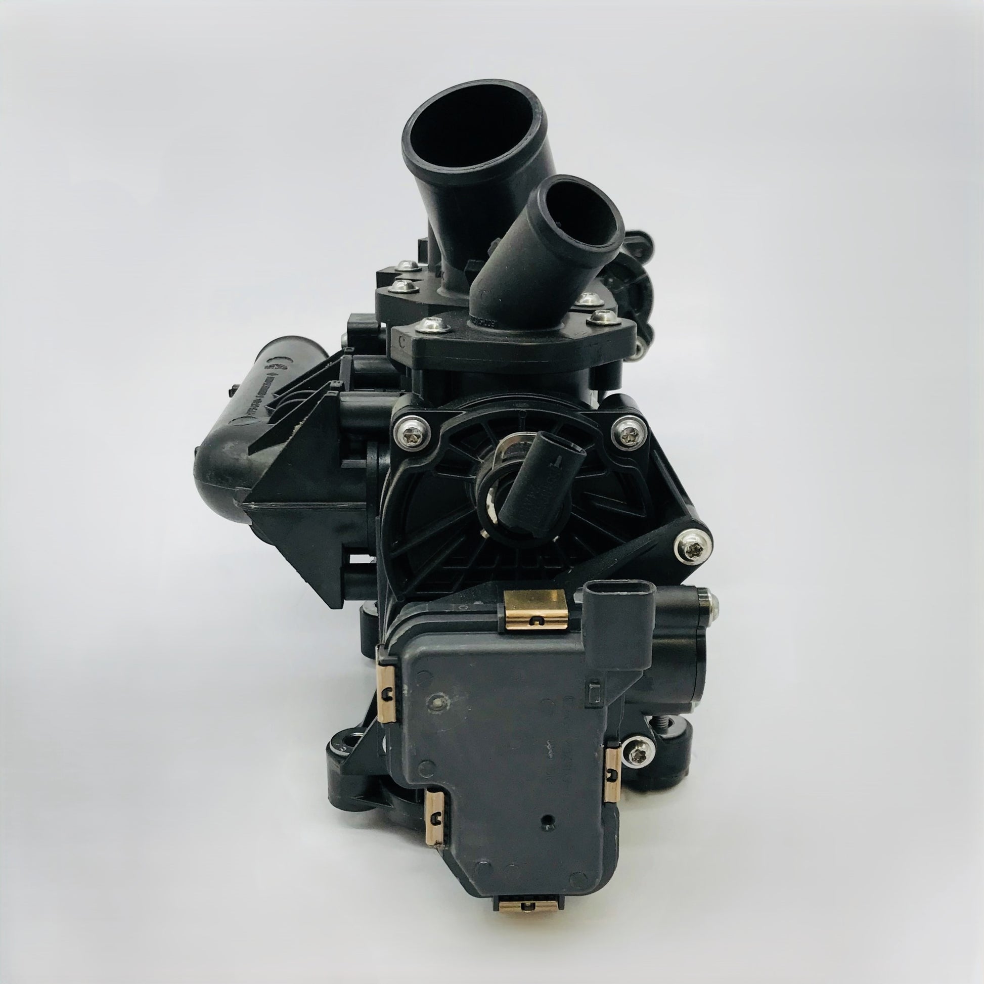 Toma Agua Chev 2.7 Silverado Sierra 19-25 Electronica