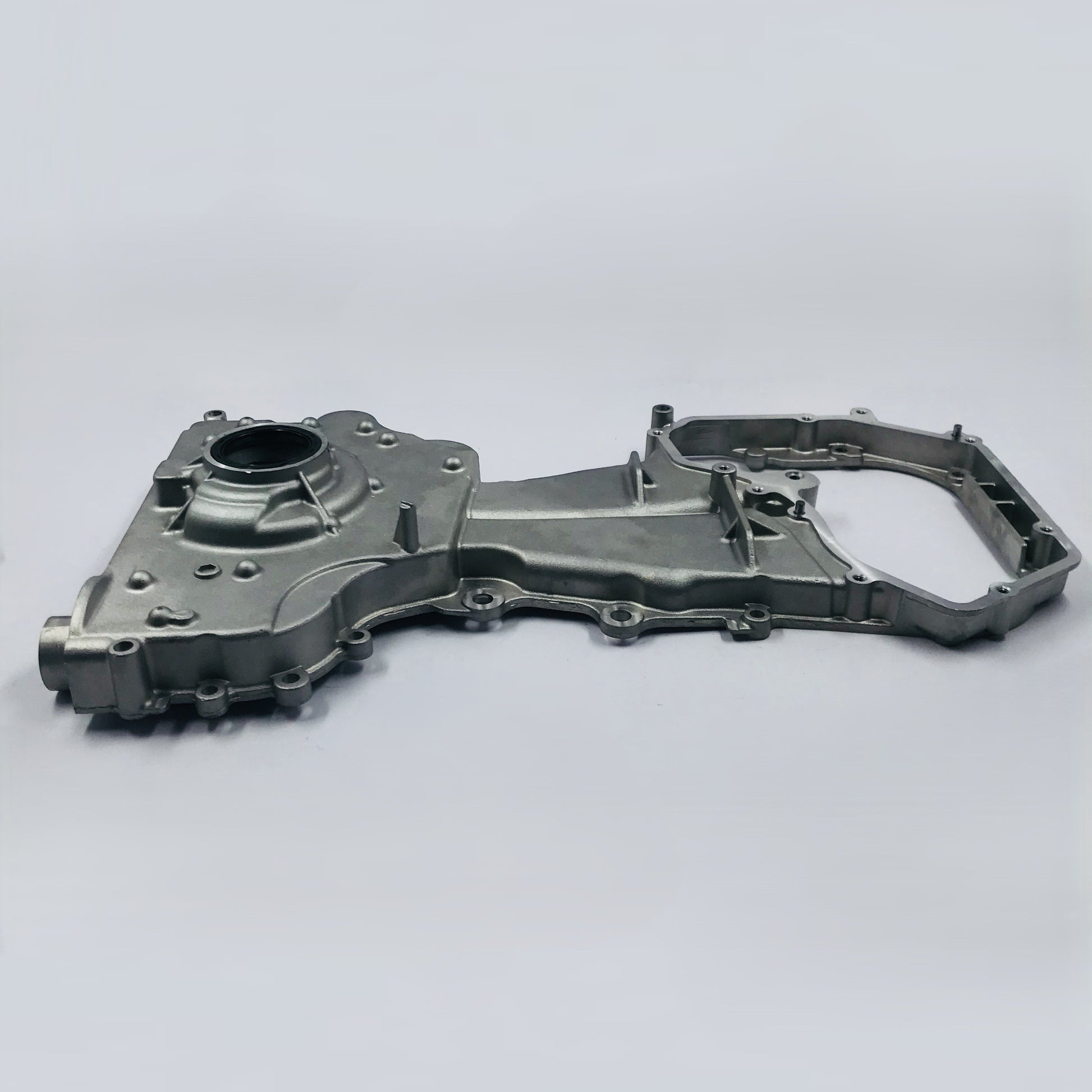 Tapa Distribucion Nissan 2.5 Altima Sentra X-Trail 01-20 QR25DE Con escalones