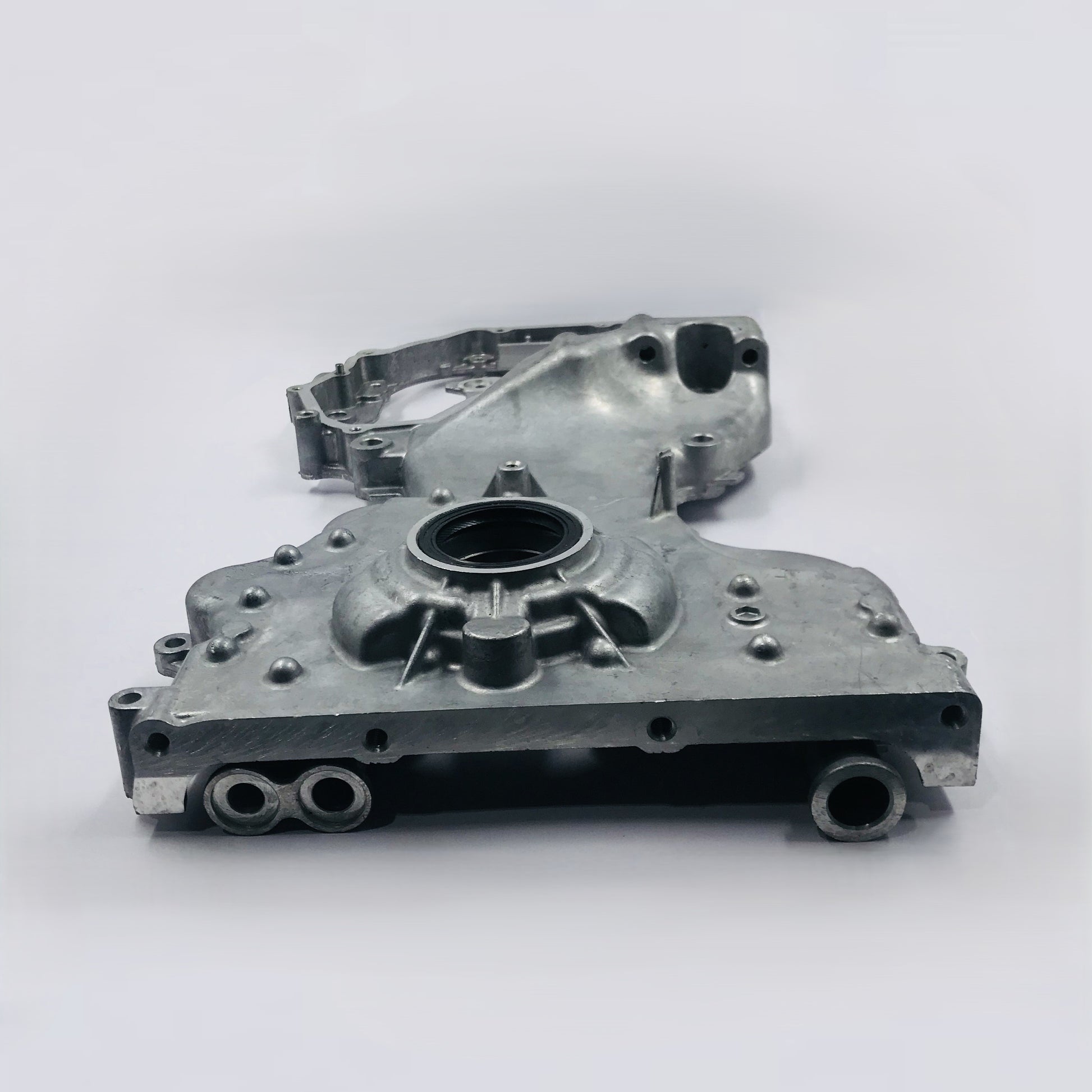 Tapa Distribucion Nissan  2.5 Altima X-Trail QR25DE 01-21