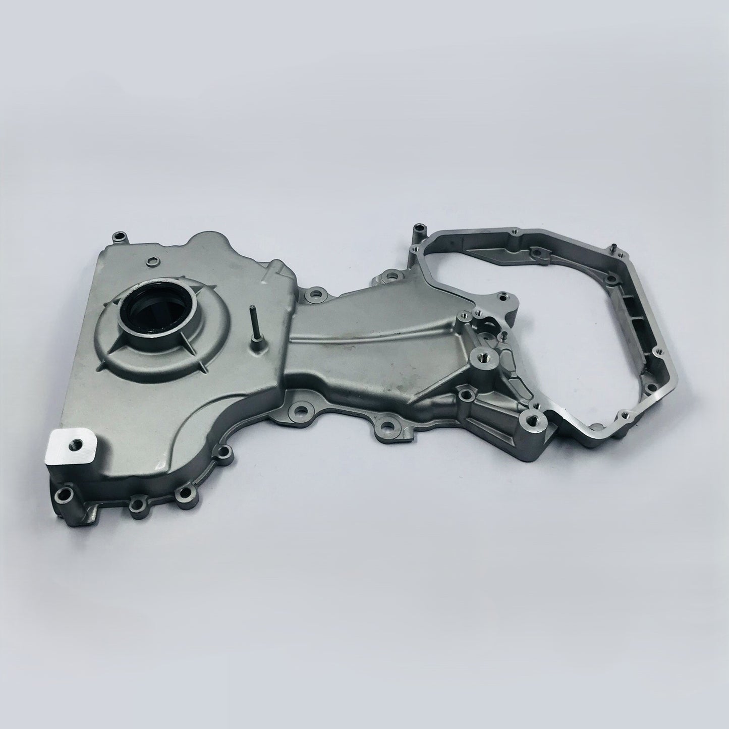 Tapa Distribucion Nissan 2.5 Urvan X-trail 07-15 C/Hoyo