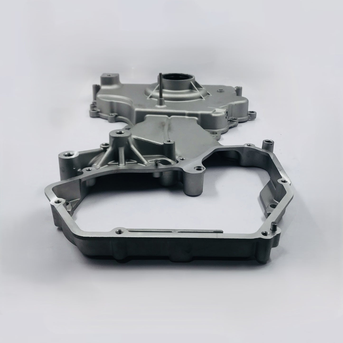 Tapa Distribucion Nissan 2.5 Urvan X-trail 07-15 C/Hoyo