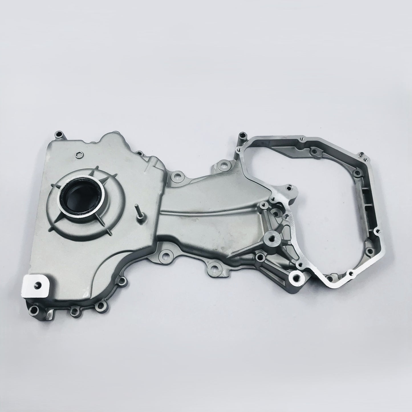 Tapa Distribucion Nissan 2.5 Urvan X-trail 07-15 C/Hoyo