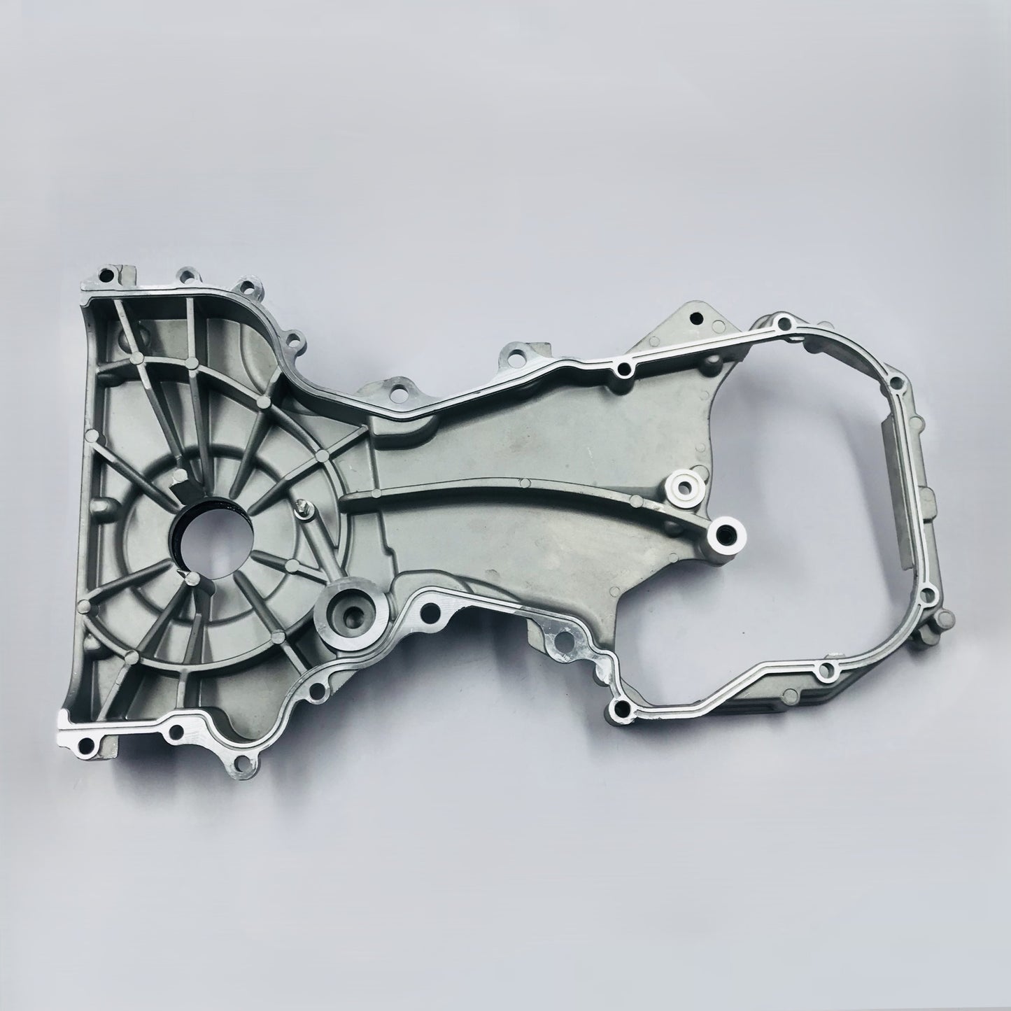 Tapa Distribucion Nissan 2.5 Urvan X-trail 07-15 C/Hoyo