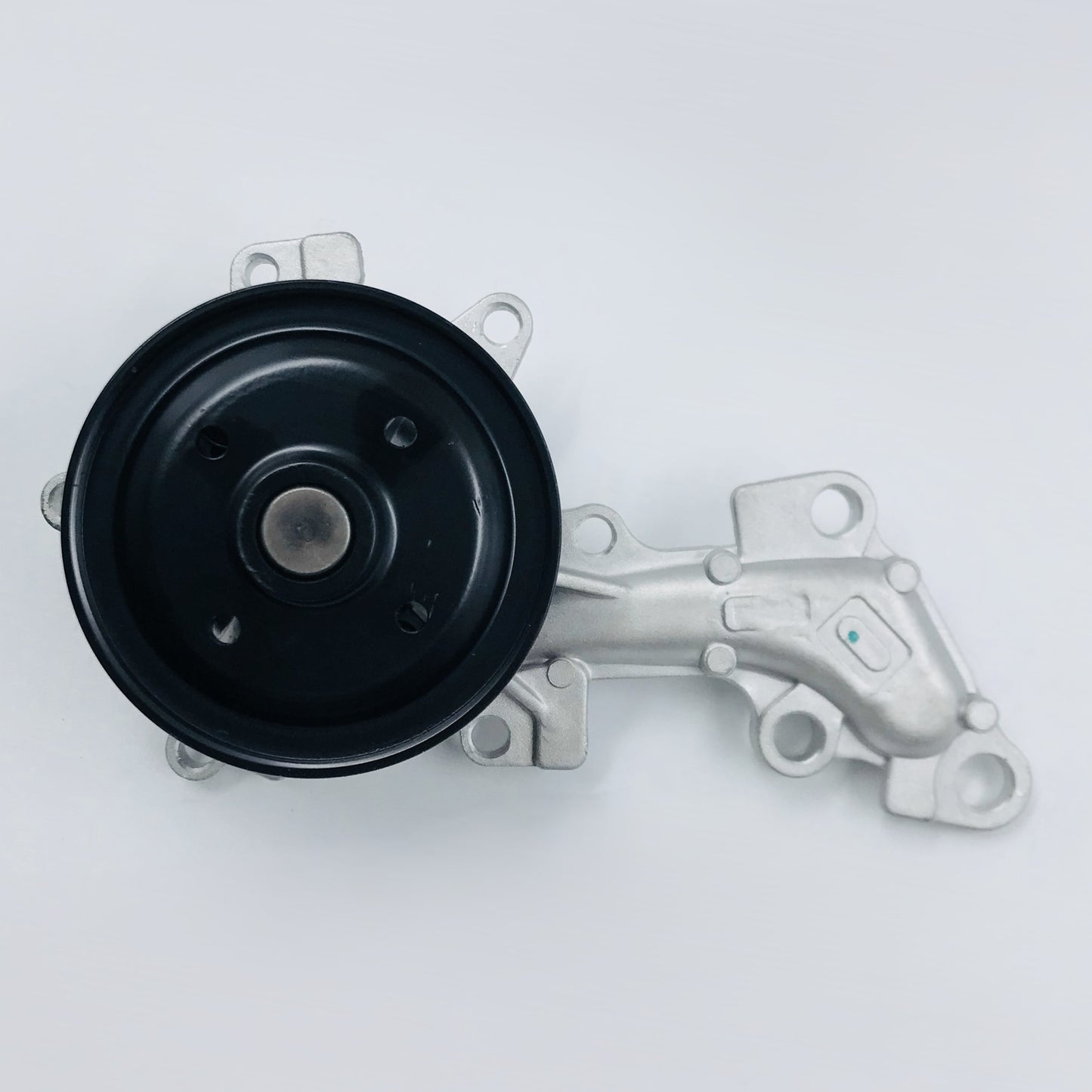 Bomba Agua Toyota 1.3 1.5 Yaris Larga Con Polea