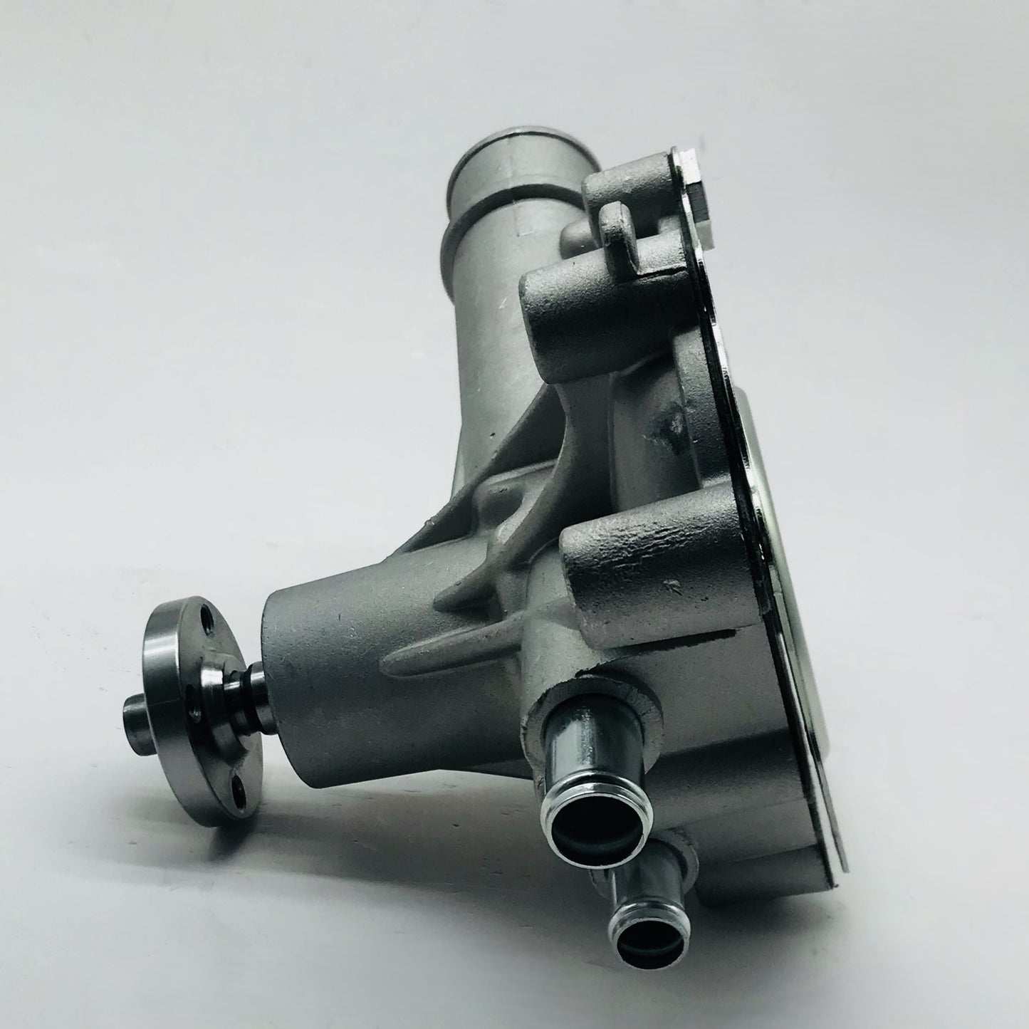 Bomba Agua Nissan 2.4 Van 87-89