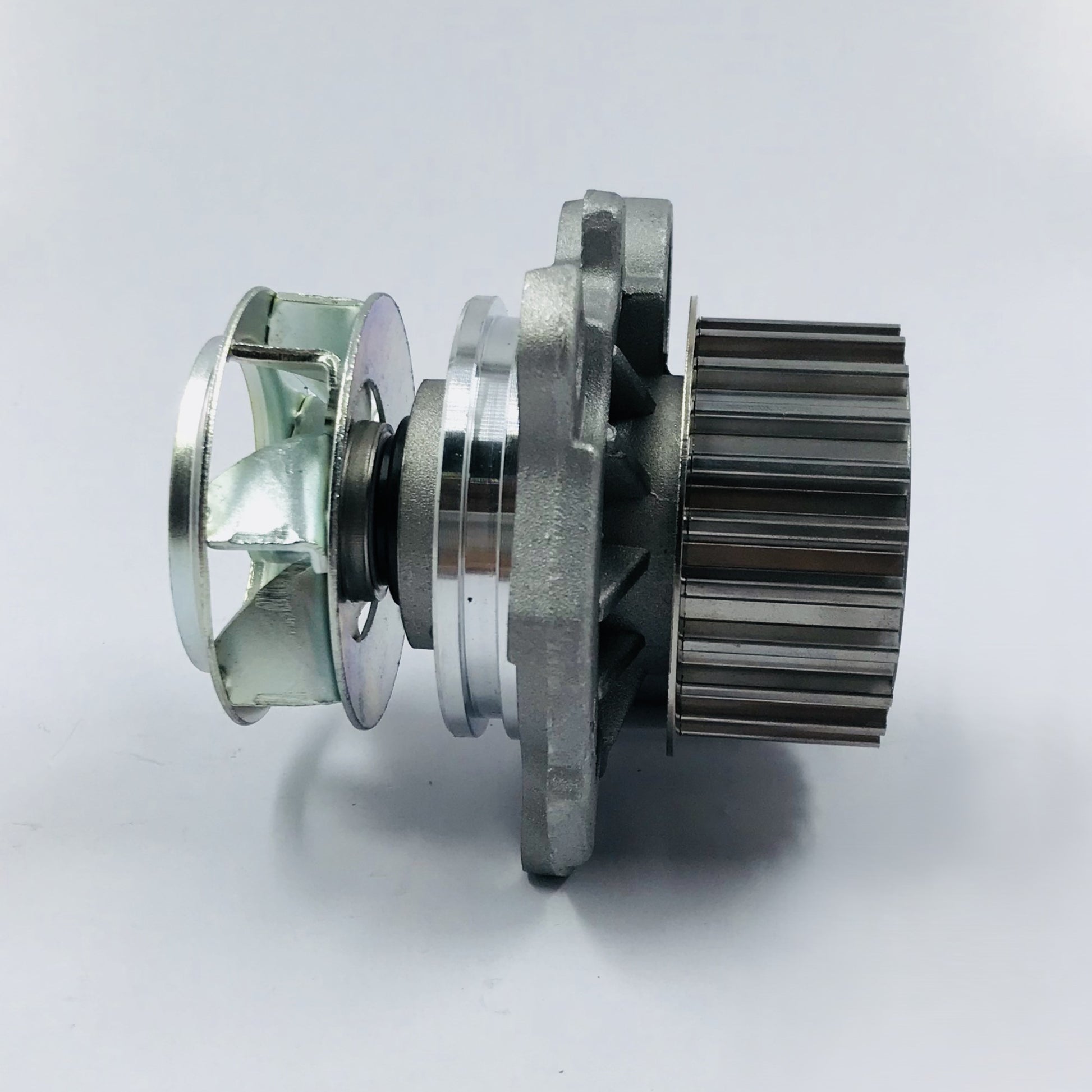 Bomba Agua Vw 1.8 2.0 Golf Jetta Audi Beetle 97-15