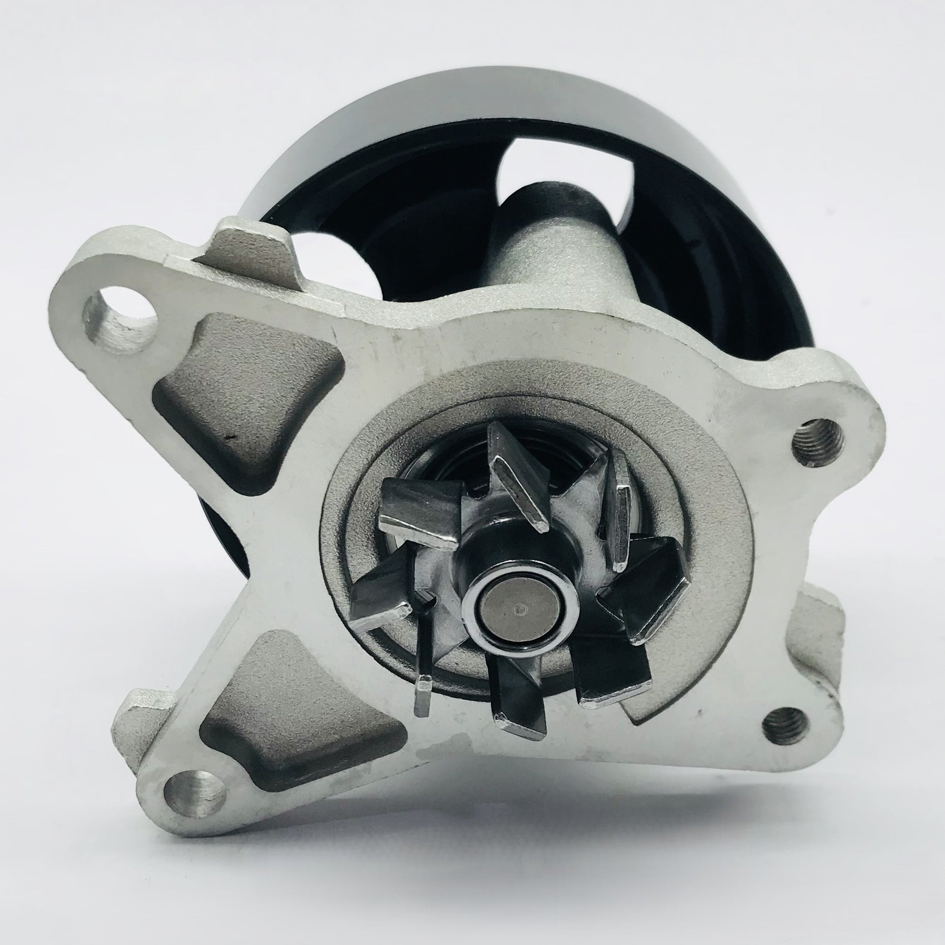 Bomba Agua Nissan 1.8 2.0 Sentra Tida Versa Con Polea