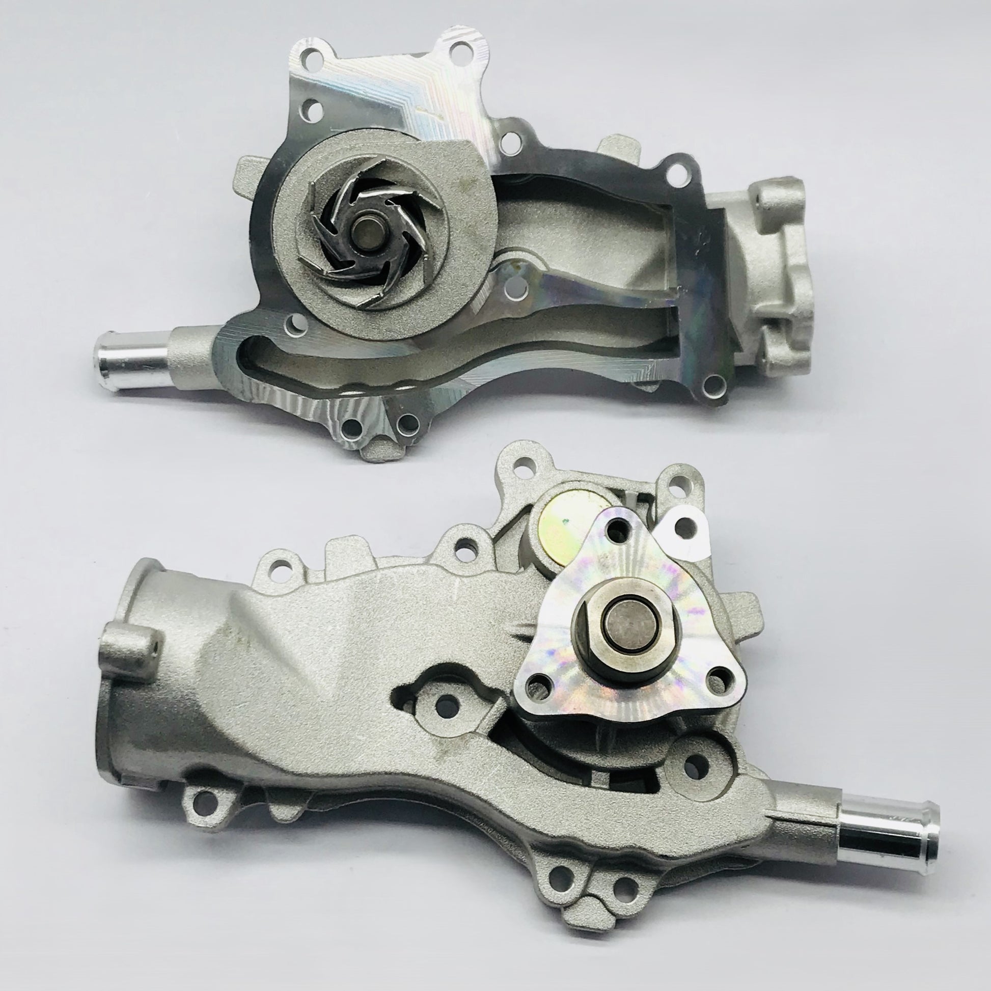 Bomba Agua Chevrolet 1.4 Cruze 11-17 Gruesa