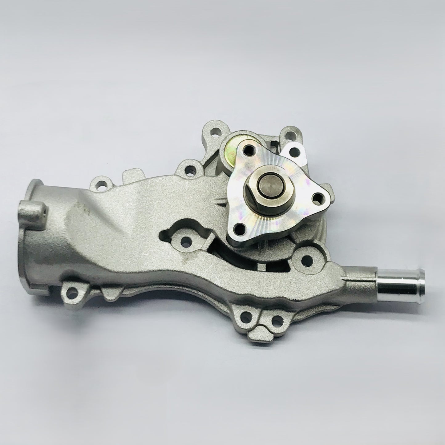 Bomba Agua Chevrolet 1.4 Cruze 11-17 Gruesa