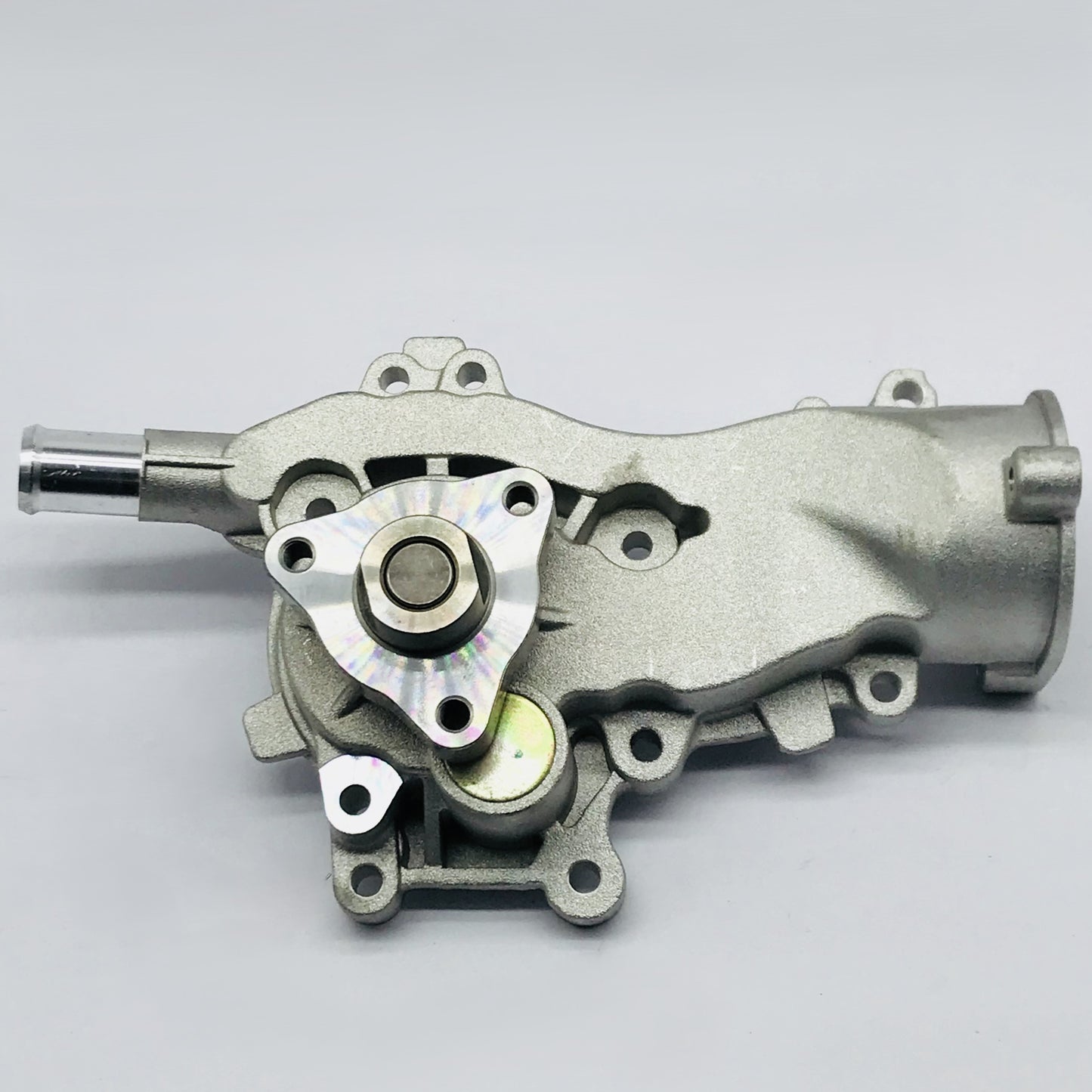 Bomba Agua Chevrolet 1.4 Cruze 11-17 Gruesa