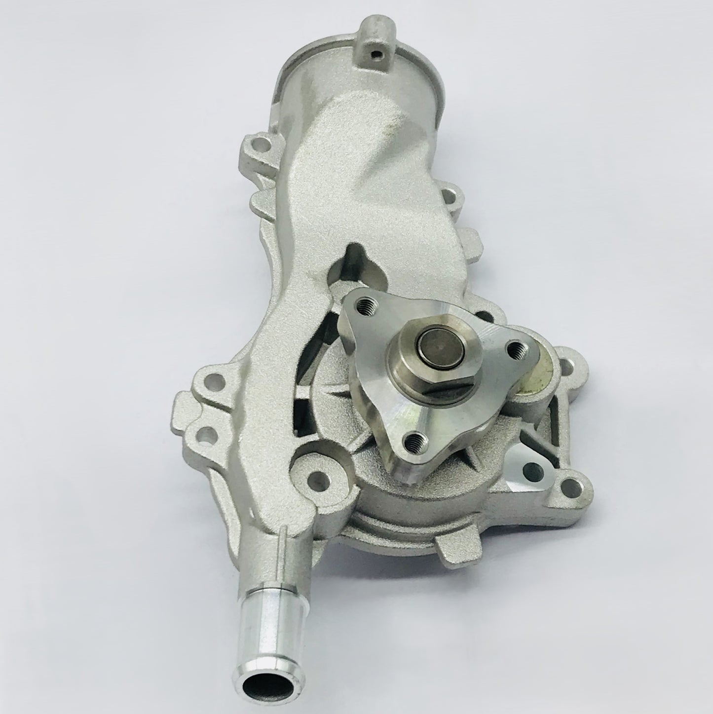 Bomba Agua Chevrolet 1.4 Cruze 11-17 Gruesa