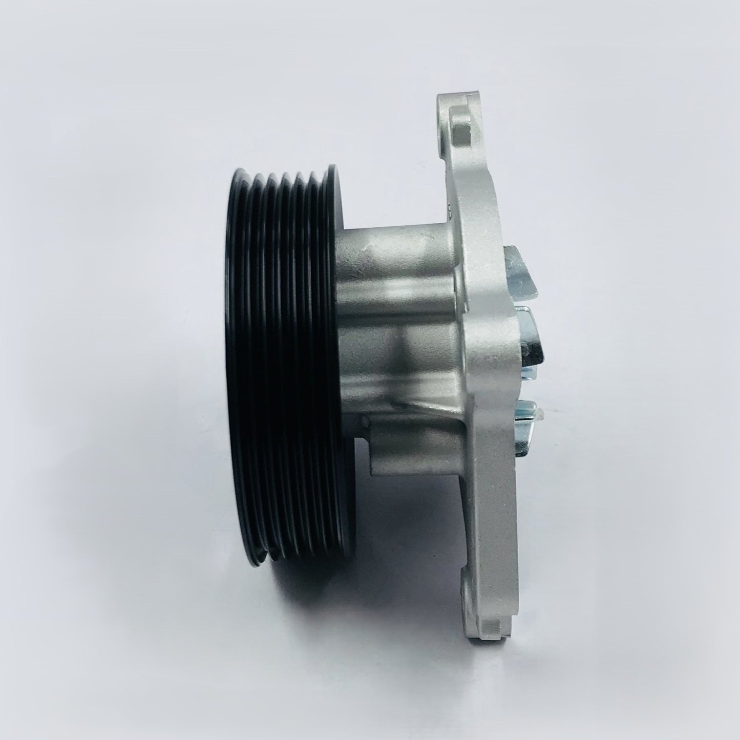 Bomba Agua Nissan 2.5 Xtrail Altima 14-24 Con Polea