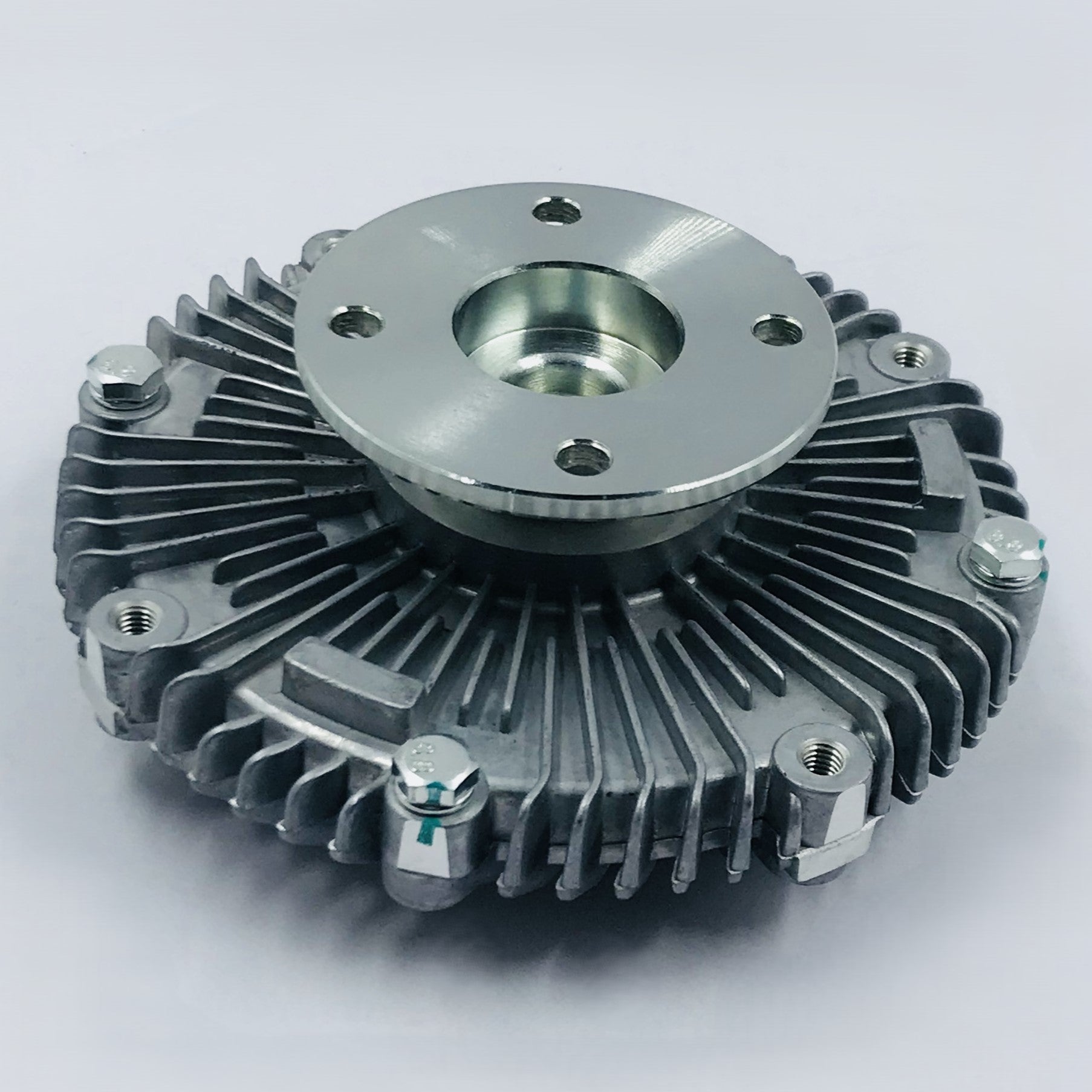 FAN CLUTCH NISSAN 2.4 D21