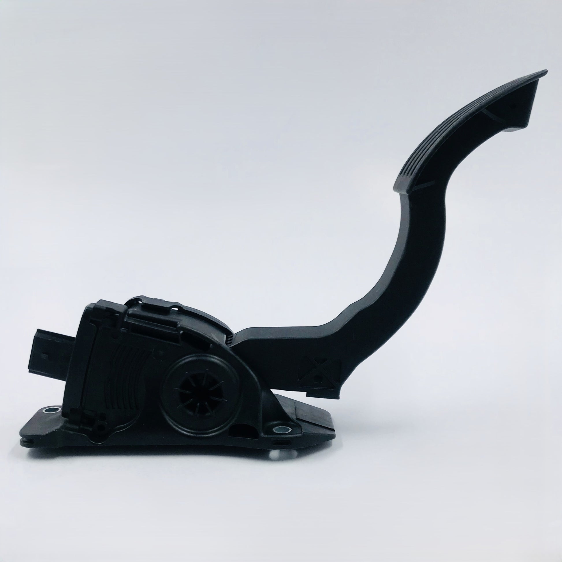 Pedal Aceleracion Volvo 2.0 V40