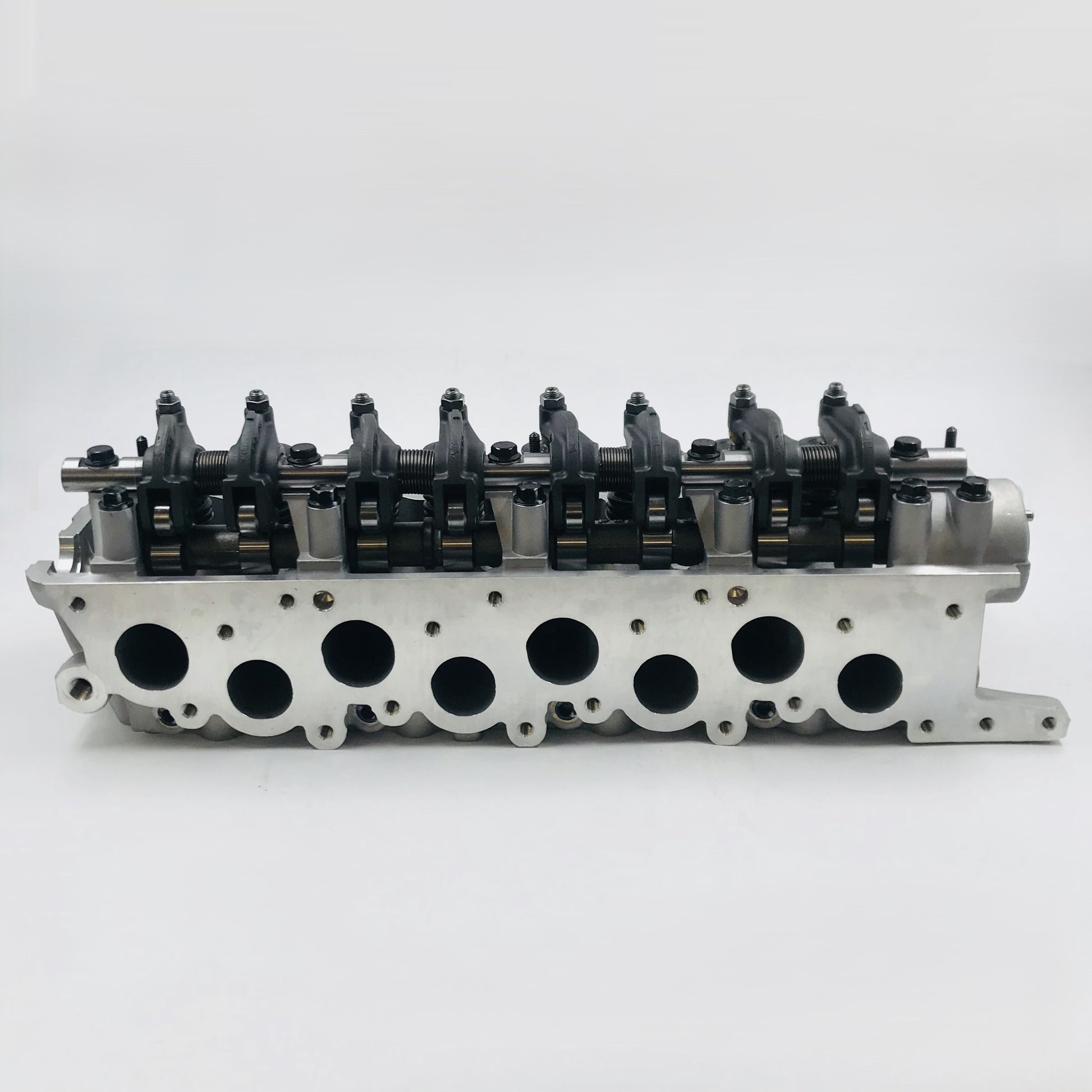 Cabeza De Motor Mitsubishi 2.5 Diesel  Completa