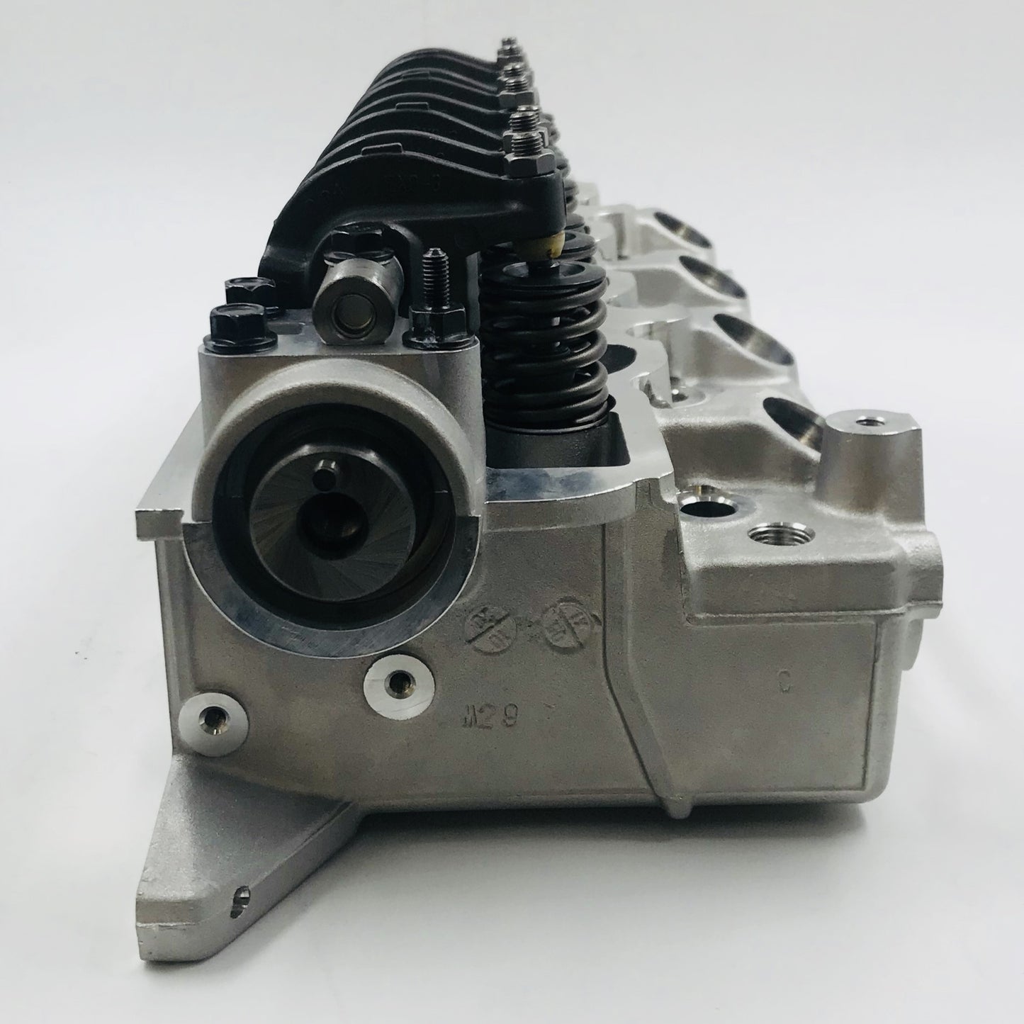 Cabeza De Motor Mitsubishi 2.5 Diesel  Completa