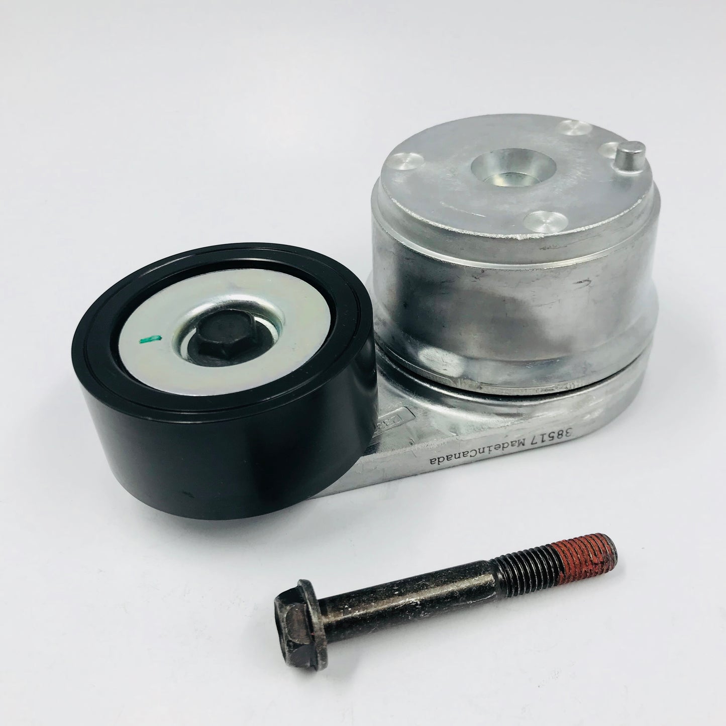 Polea Tensora Nissan 3.0 Urvan Cabstar 08-14