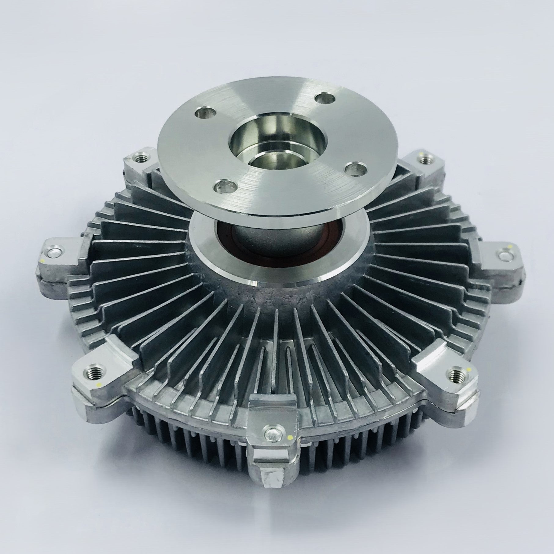 Fan Clutch Nissan 4.0 Pathfinder 04-12