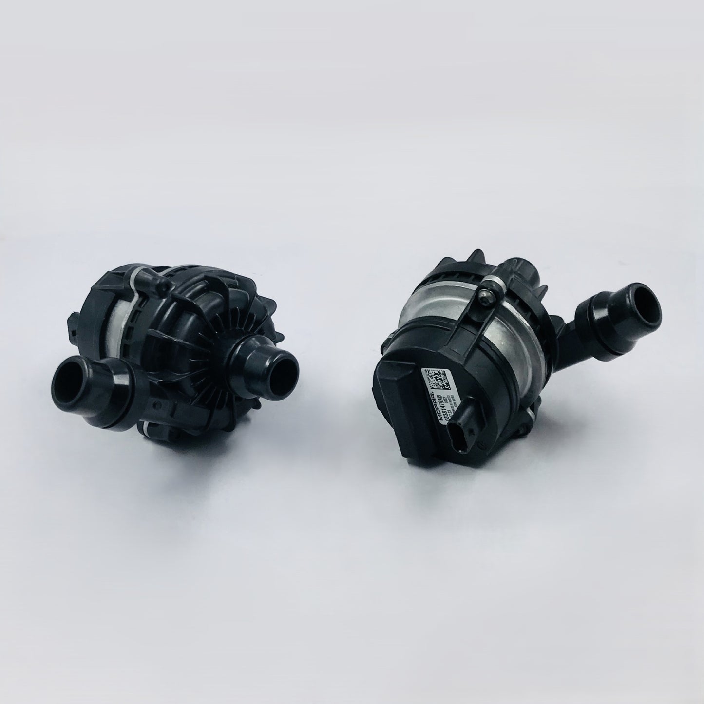 Bomba Agua Auxiliar Chrys Jeep 2.0 Grand Chrokee 22-25 Mopar