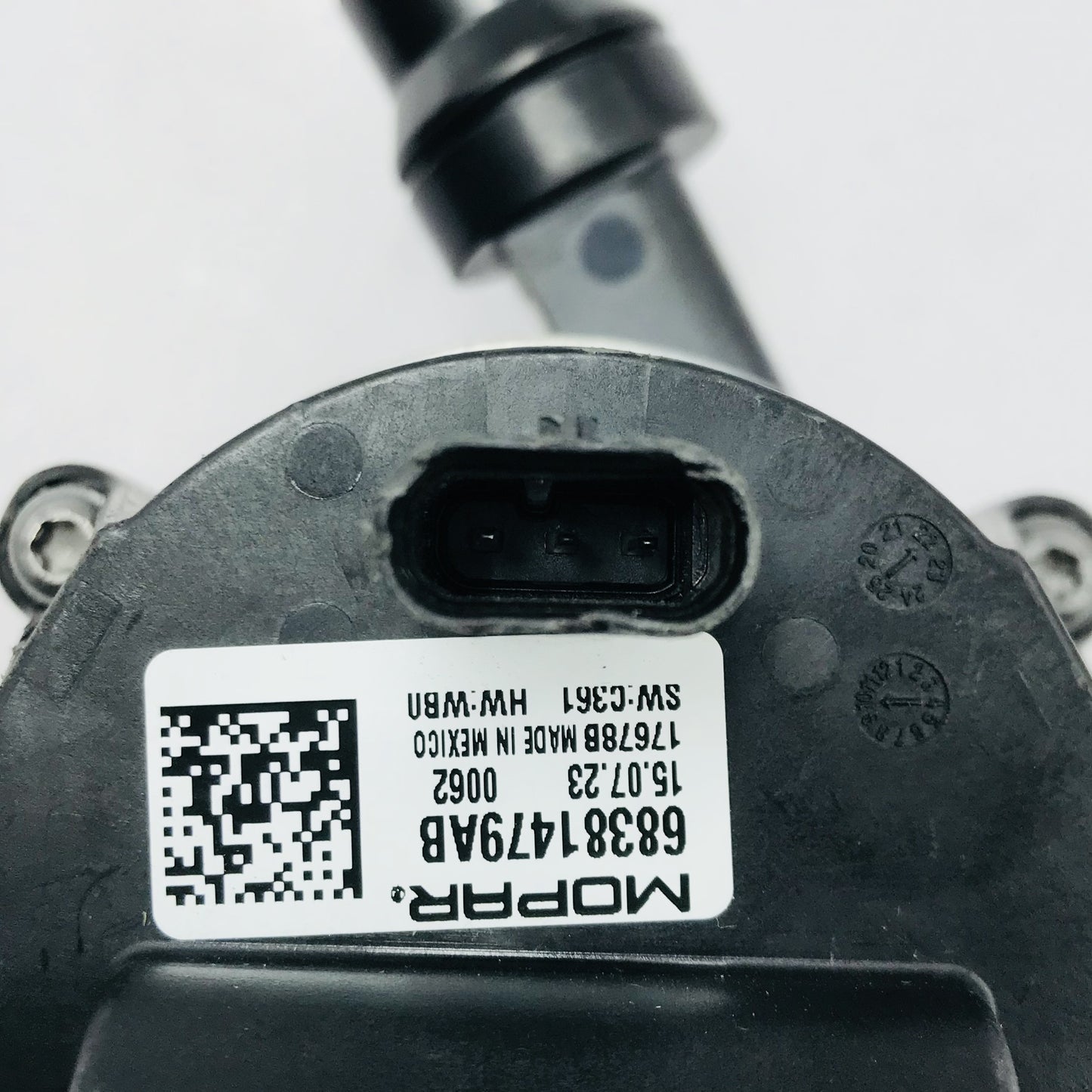 Bomba Agua Auxiliar Chrys Jeep 2.0 Grand Chrokee 22-25 Mopar