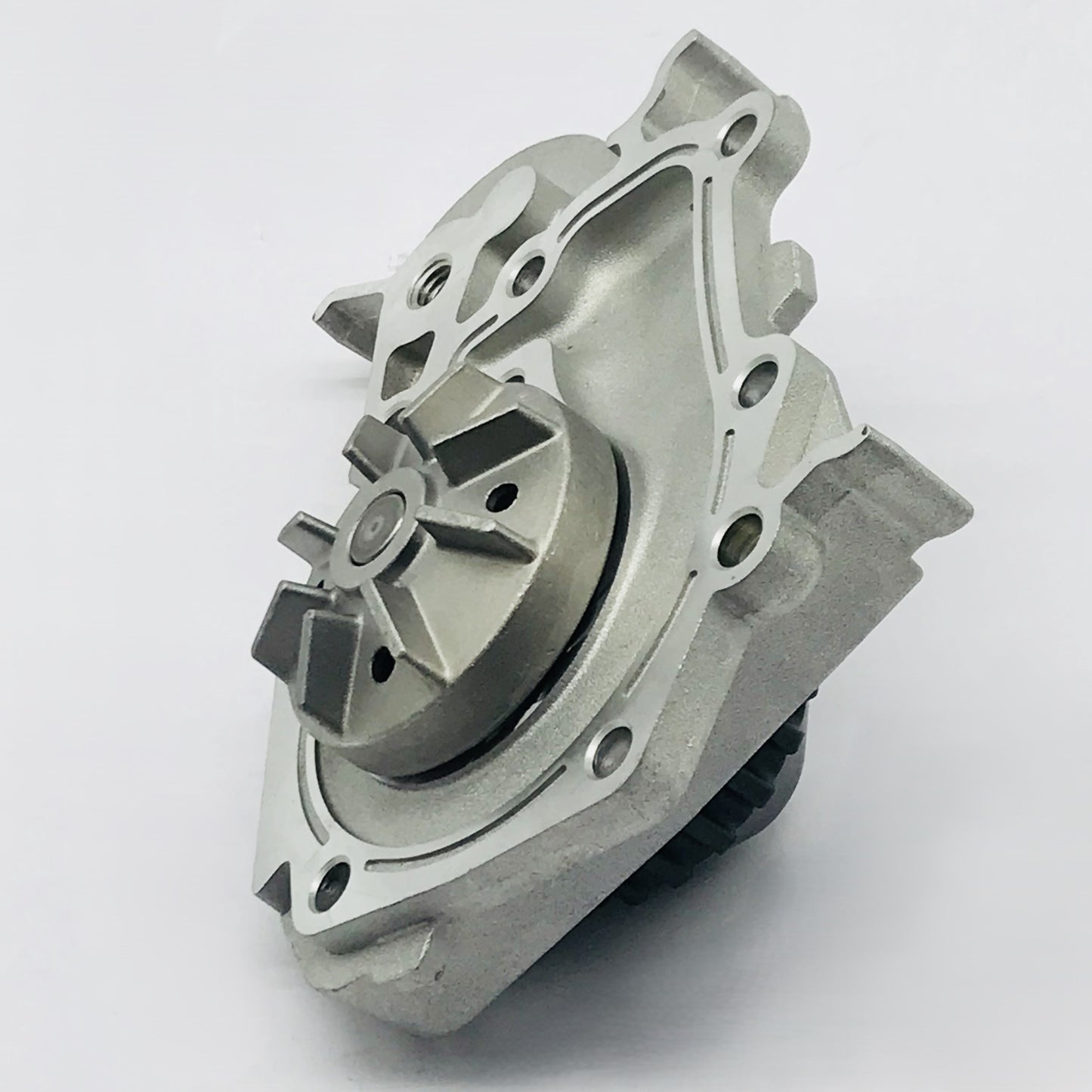 Bomba Agua Nissan 1.6 Aprio  P1643