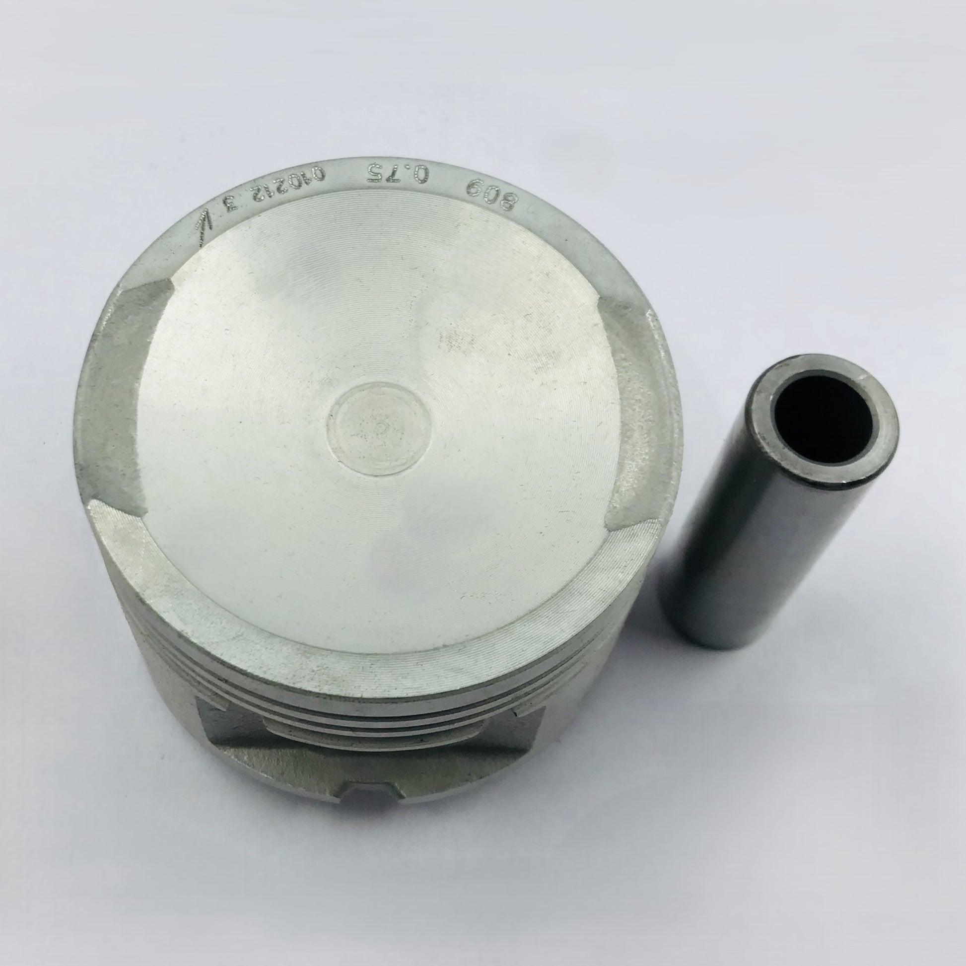 Pistones Nissan 1.6 Turbo 030