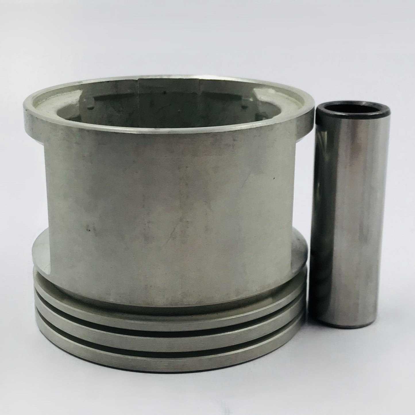 Pistones Chev 3.8 6&8Cyl  Sirve  040