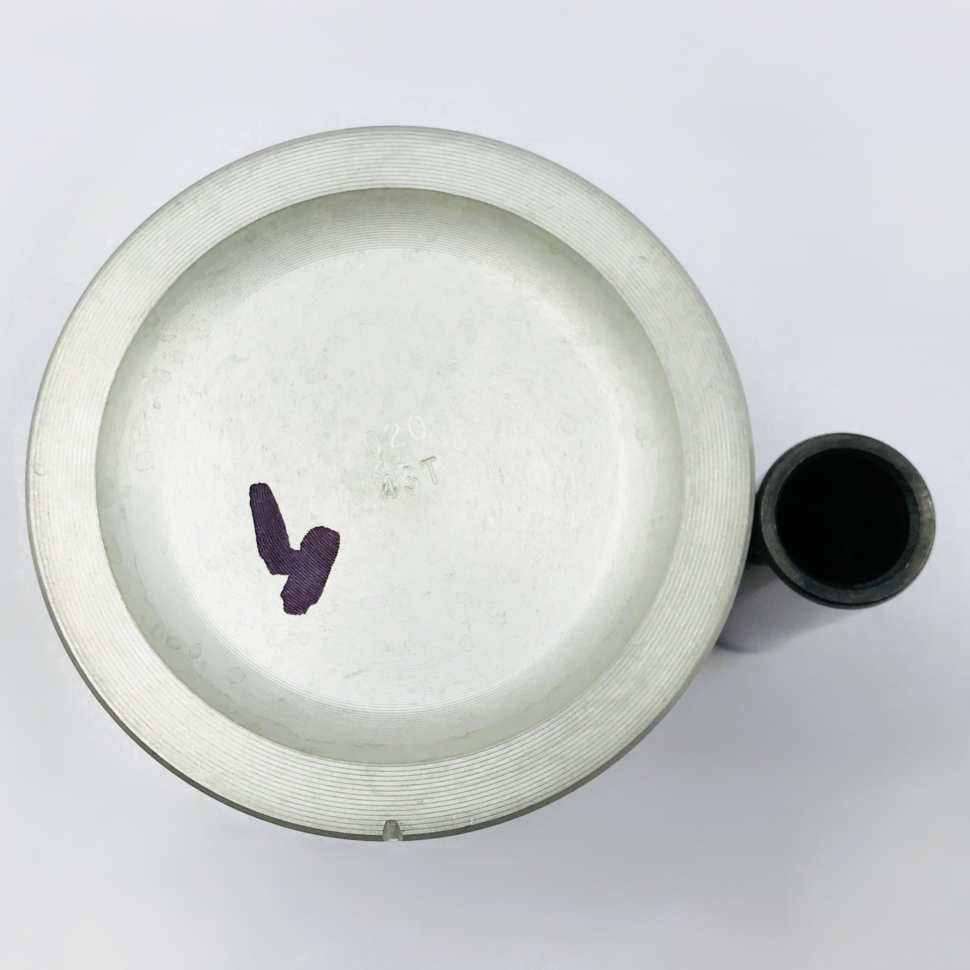 Pistones Chev 3.8 6&8Cyl  Sirve  040