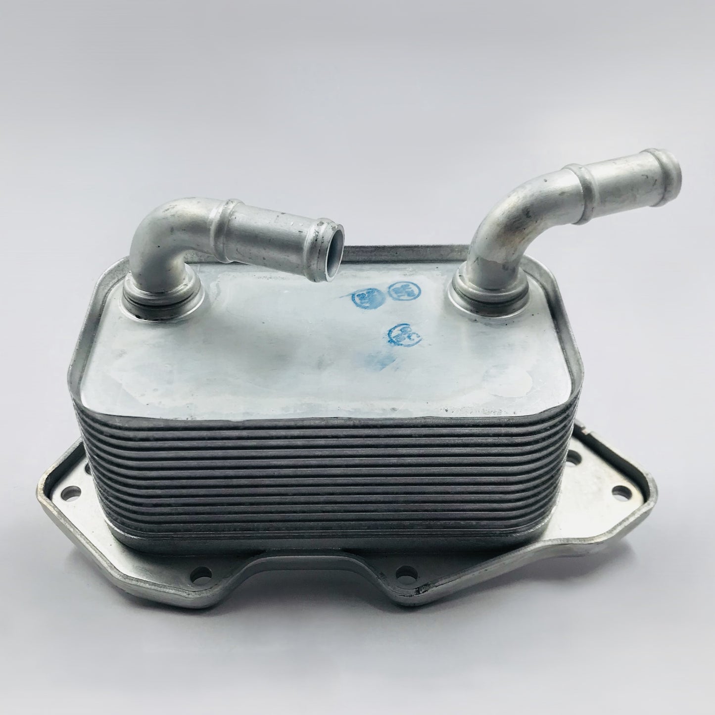 Radiador aceite Audi a5 a6 cuadrado 2tubos