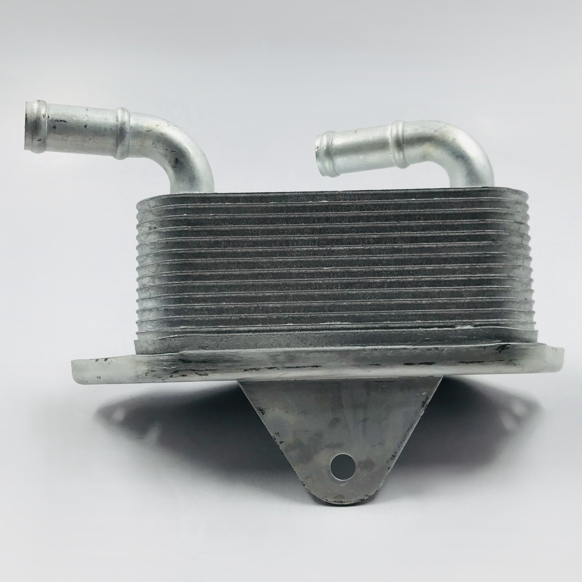 Radiador aceite Audi a5 a6 cuadrado 2tubos