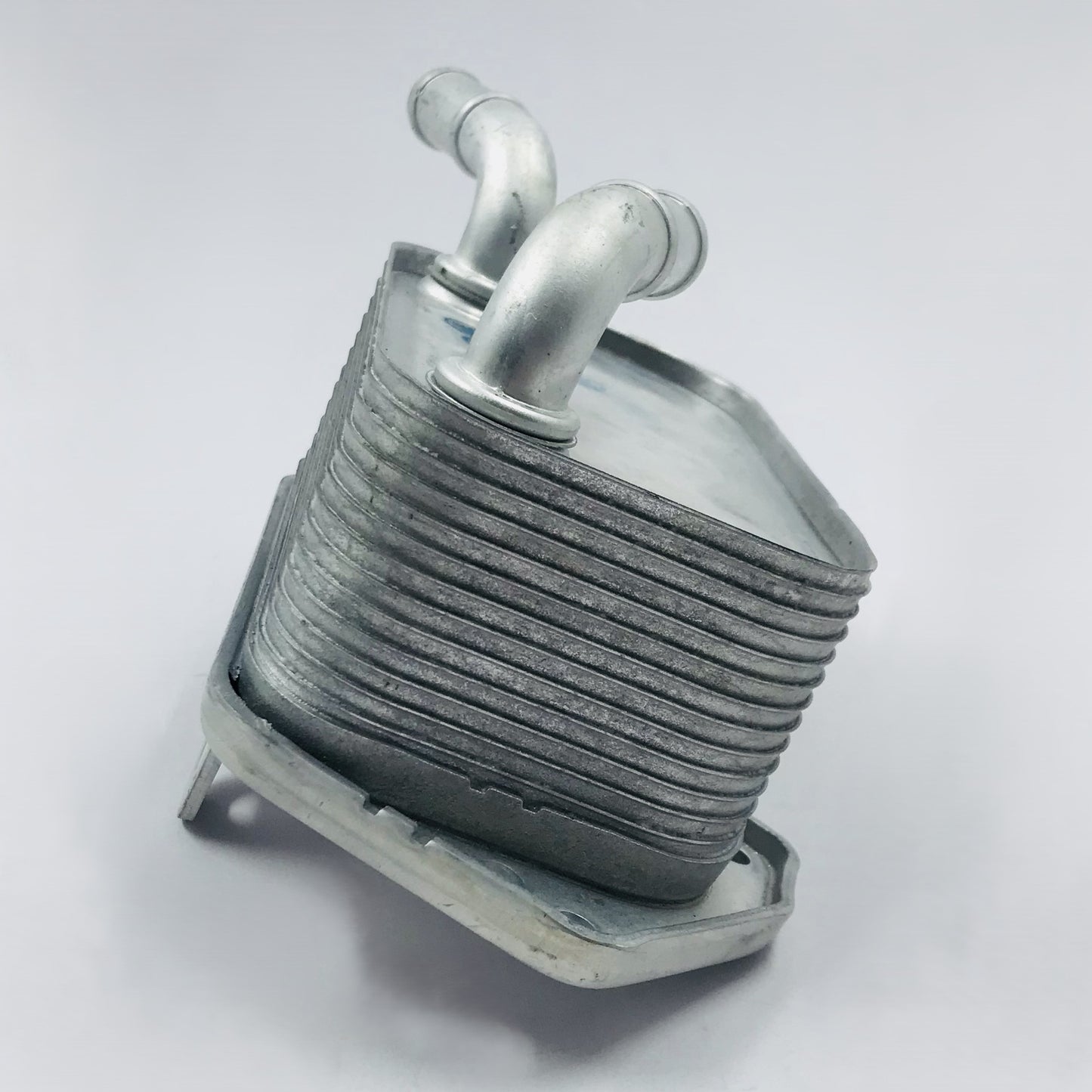 Radiador aceite Audi a5 a6 cuadrado 2tubos