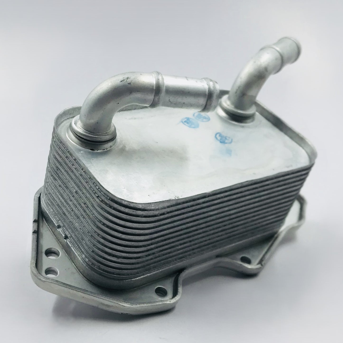 Radiador aceite Audi a5 a6 cuadrado 2tubos