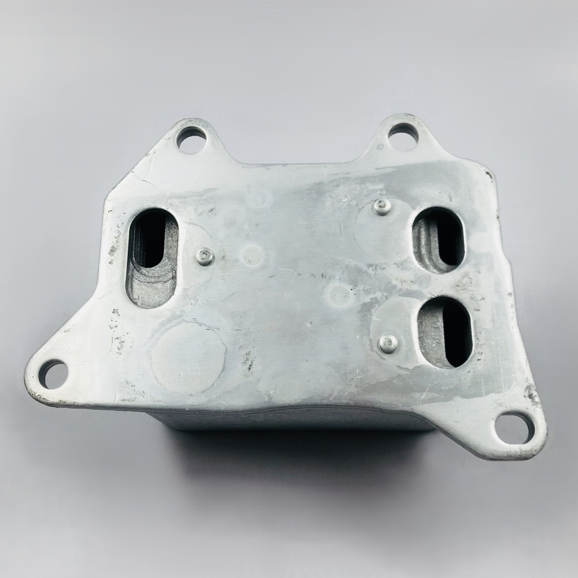 Radiador aceite Vw Audi a4 1tubo grueso recto