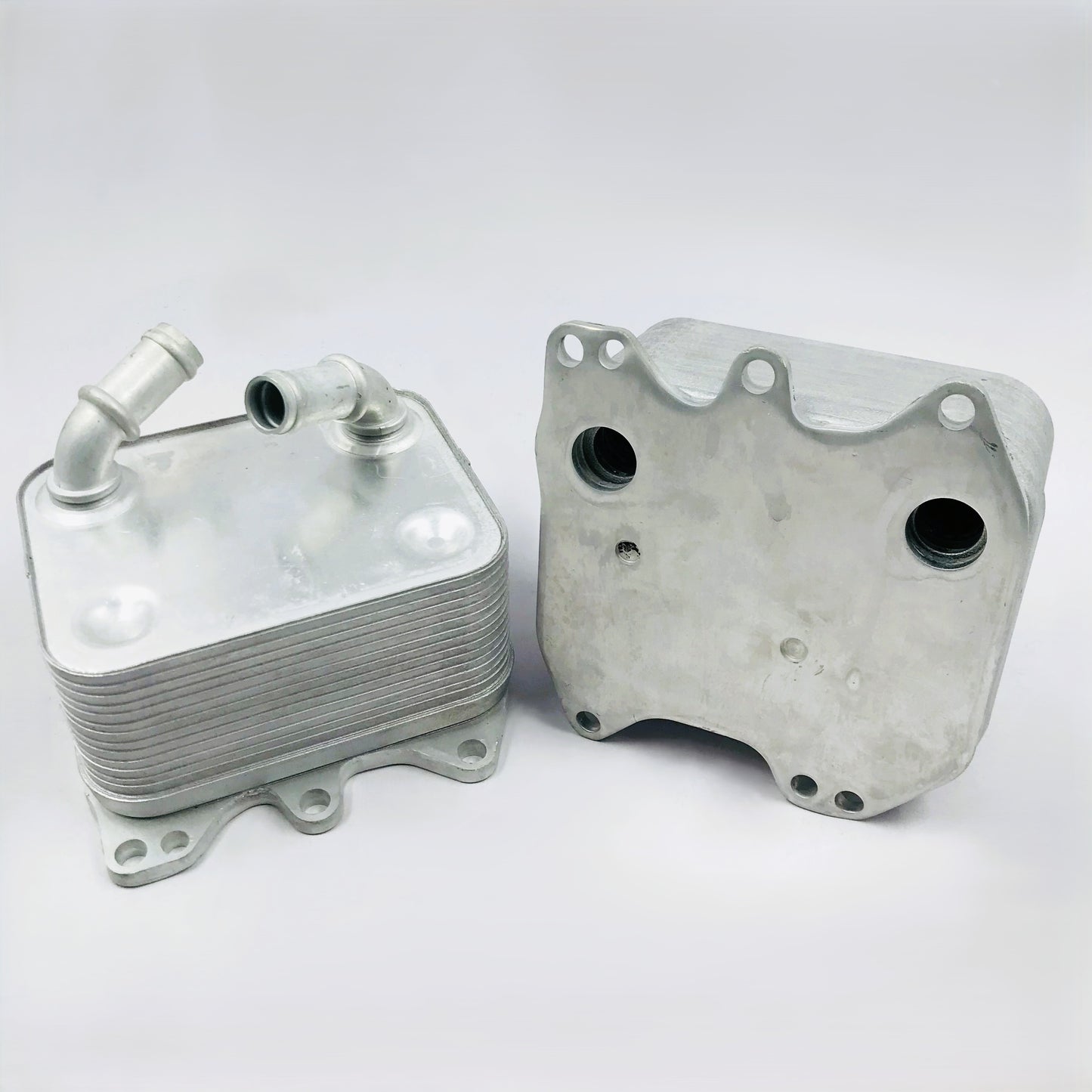 Radiador aceite Vw 3.6 passat 12-22 2tubos