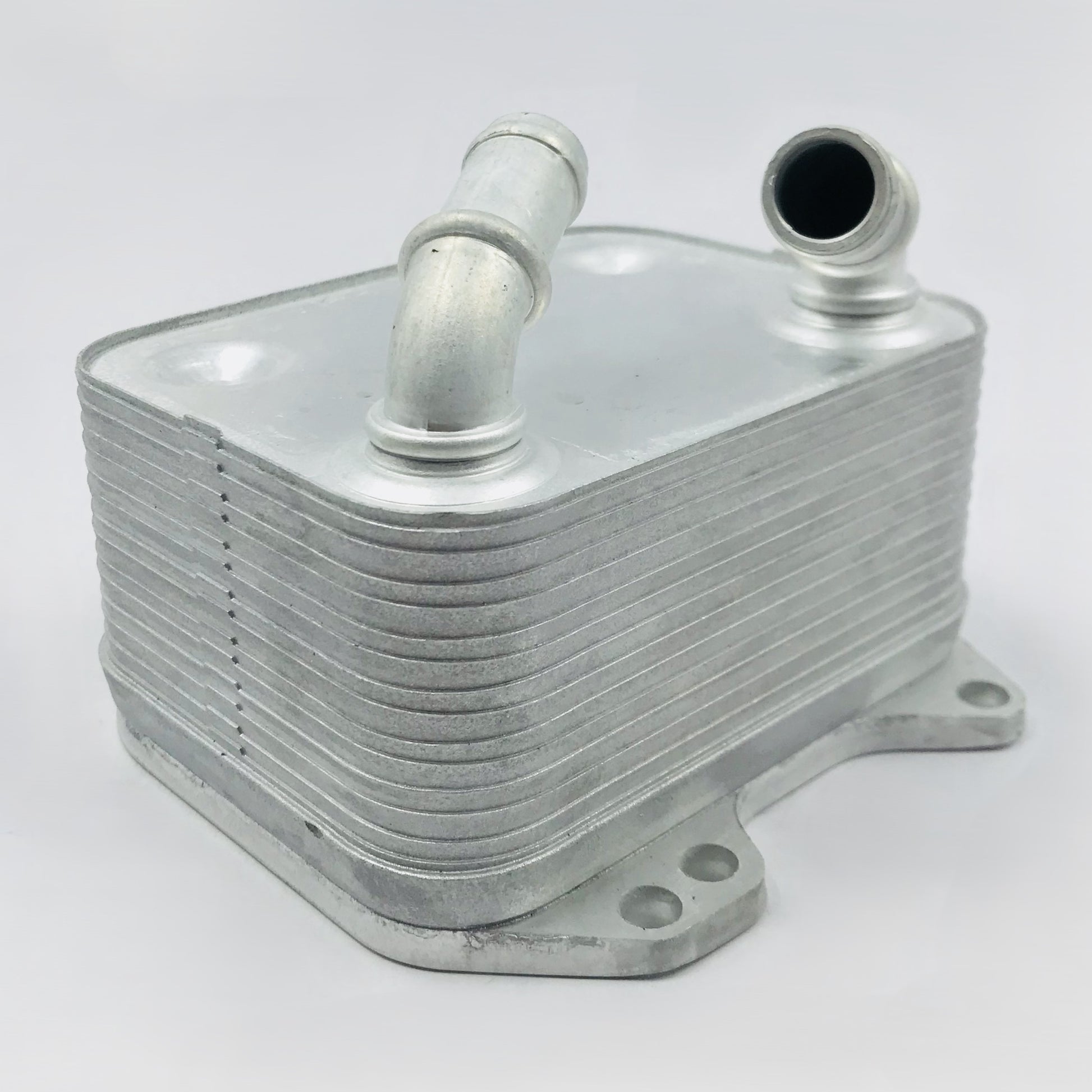 Radiador aceite Vw 3.6 passat 12-22 2tubos