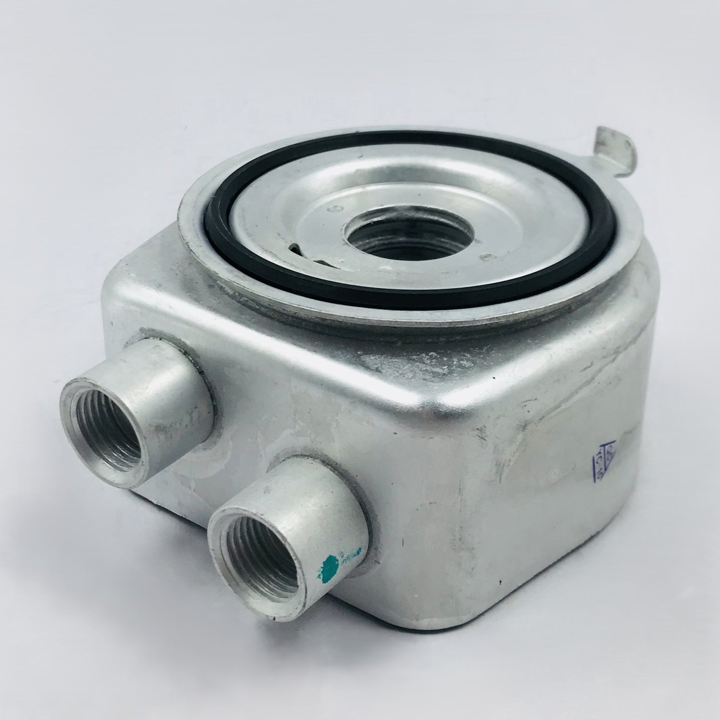 Radiador aceite chev equinox 2tubo hembras redondo