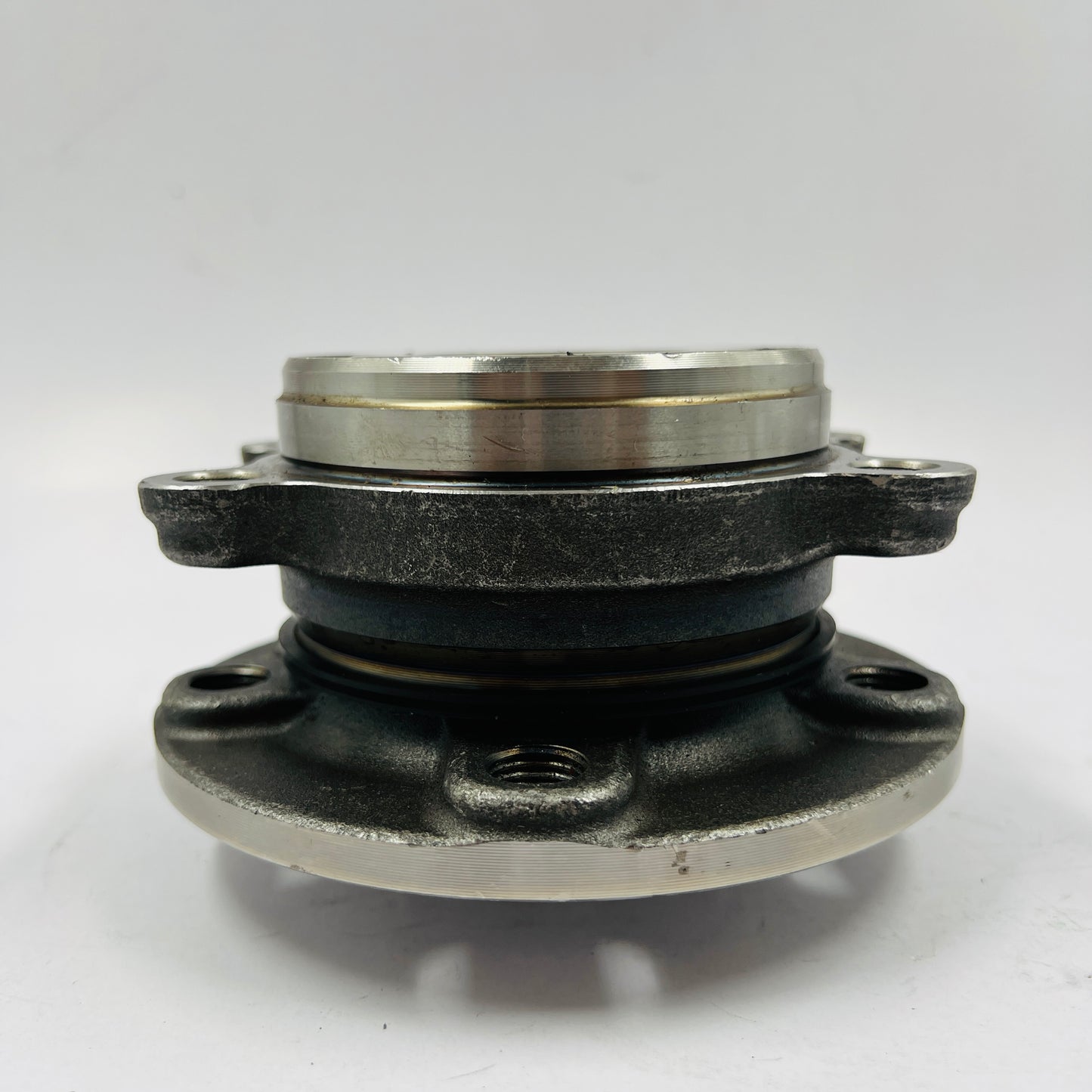 Maza VW Atlas ID 18-26 5B 4T Del y Tras C/ABS Original