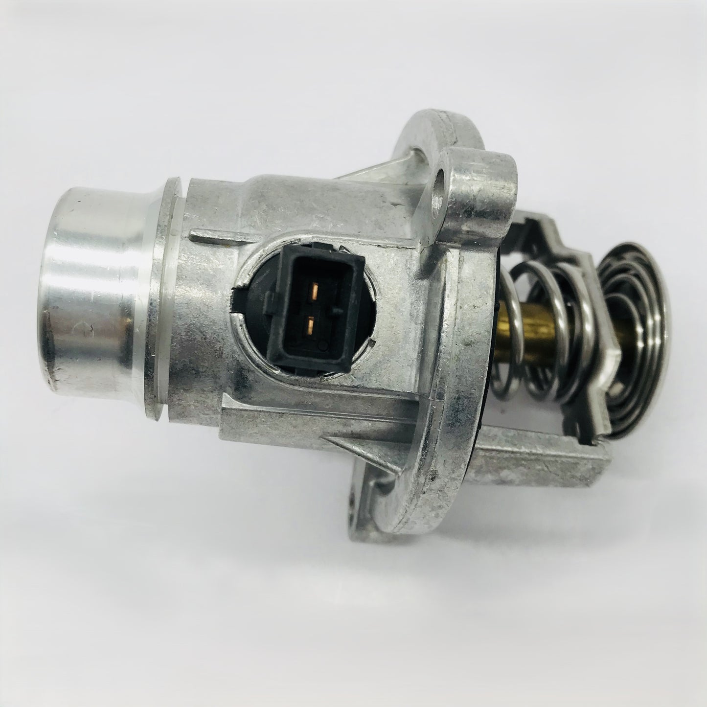 Toma Agua Bmw Redonda 3 Tornillos  Con Termostato