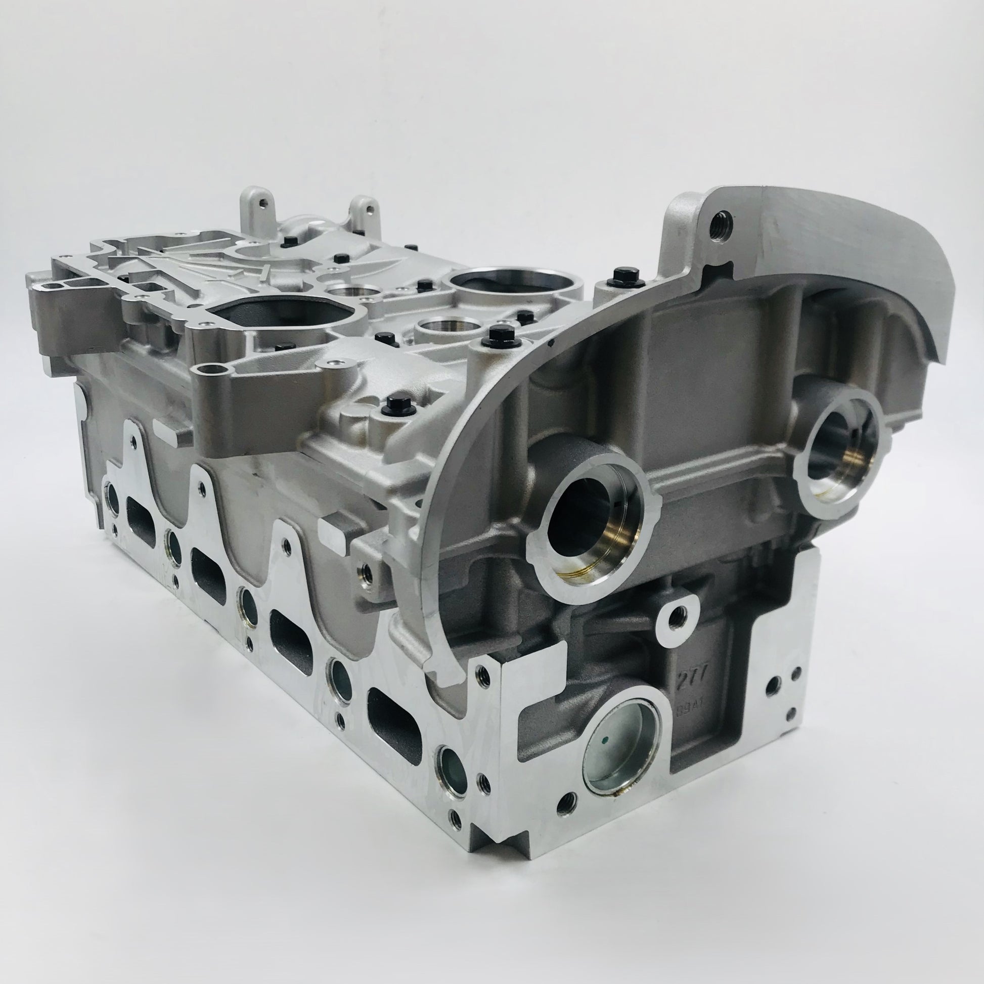 Cabeza De Motor Nissan 1.6 Platina Clio Con Cubierta Sola