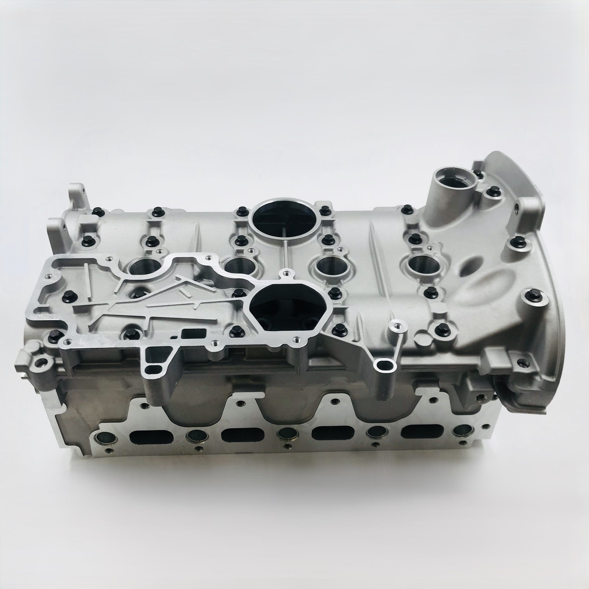 Cabeza De Motor Nissan 1.6 Platina Clio Con Cubierta Sola