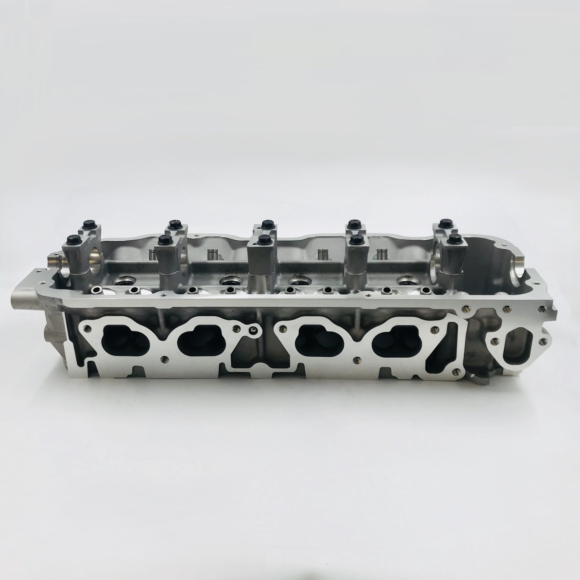 Cabeza De Motor Nissan 2.4 12V Ka24