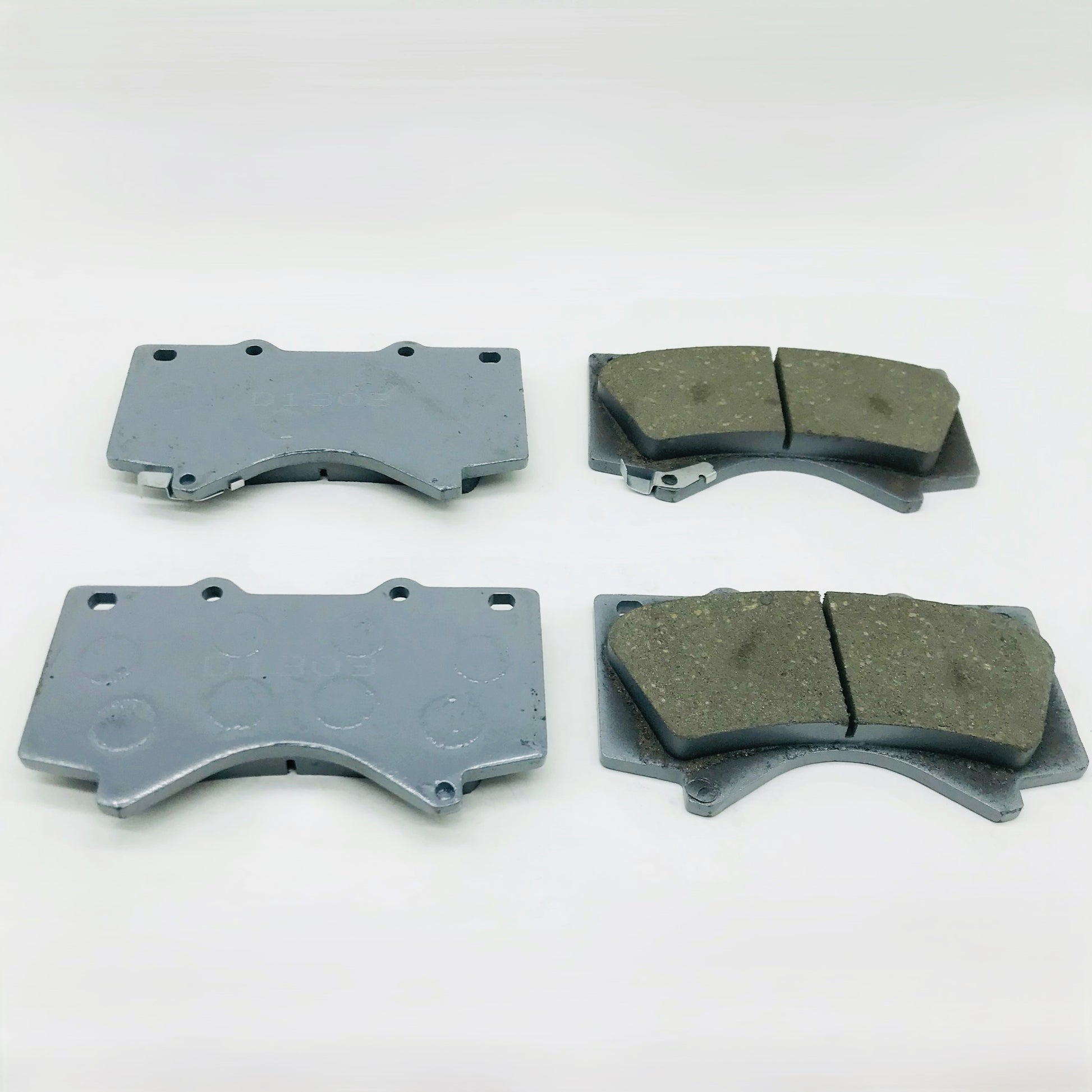 Balata toyota tundra sequoia lancrus delantera 7-17 ceramica