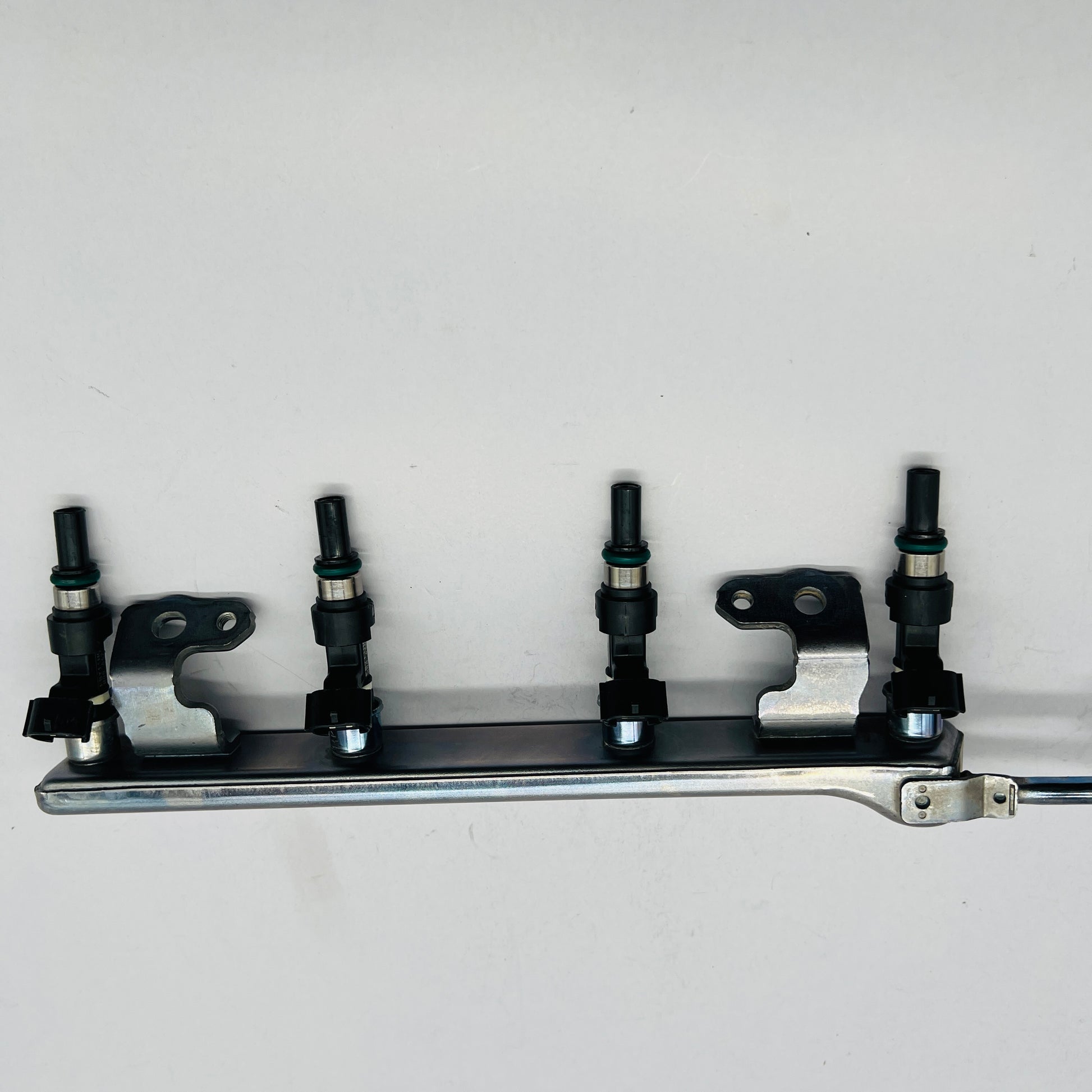 Riel Inyector Nissan 1.6 Versa March Kicks 12-21 Original