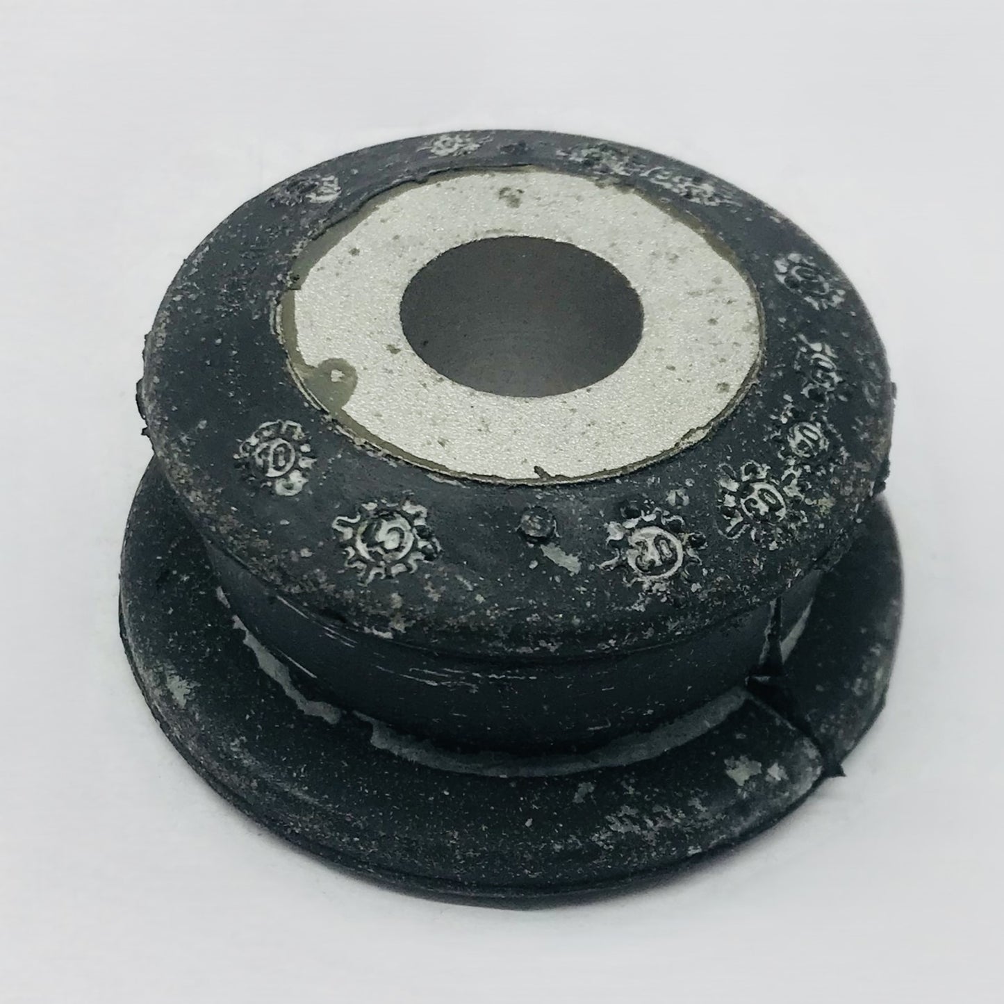 Buje Puente Vw  Beetle Golf Chev Aveo  98-17 Del Ant