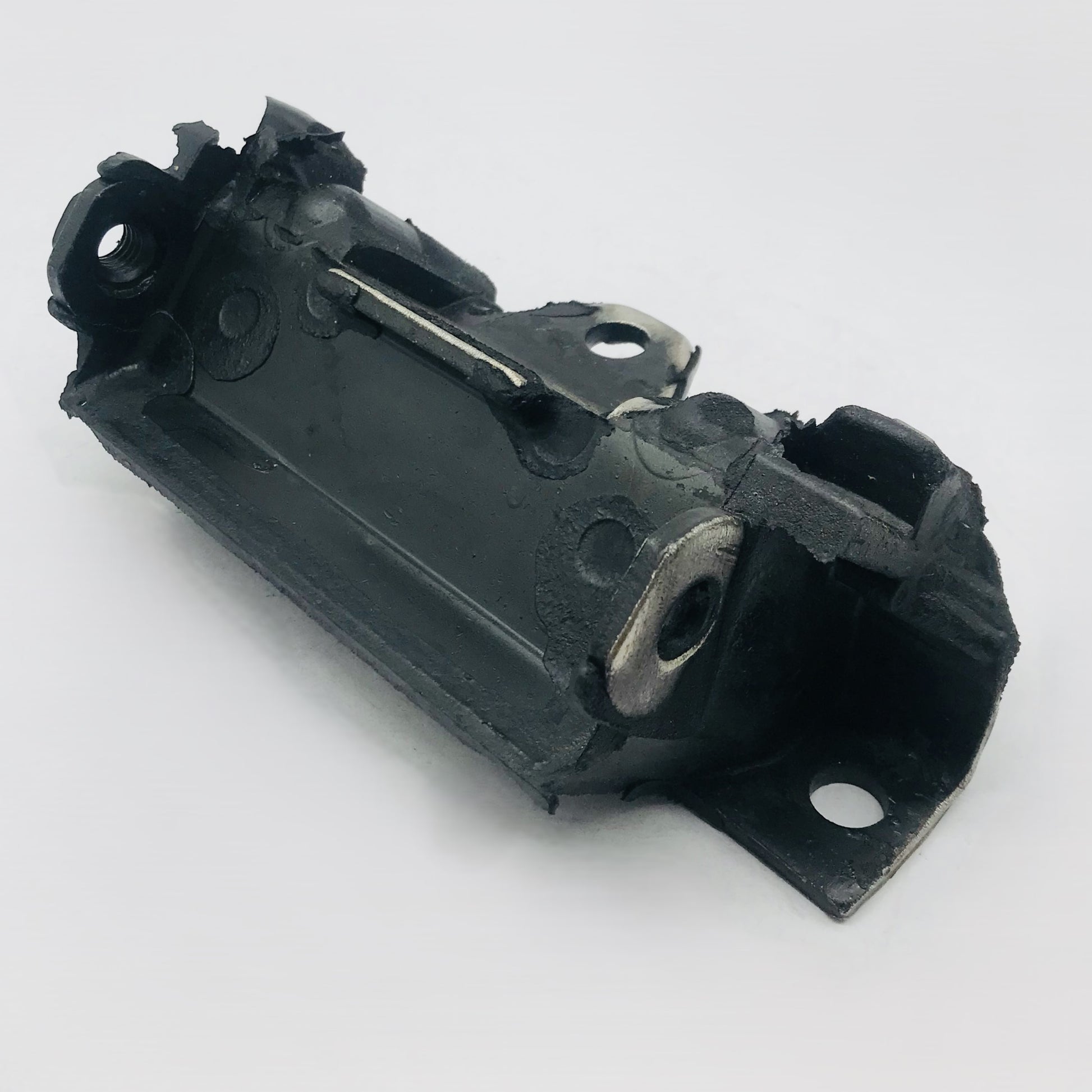 Soporte M Pontiac  68-74 Tras