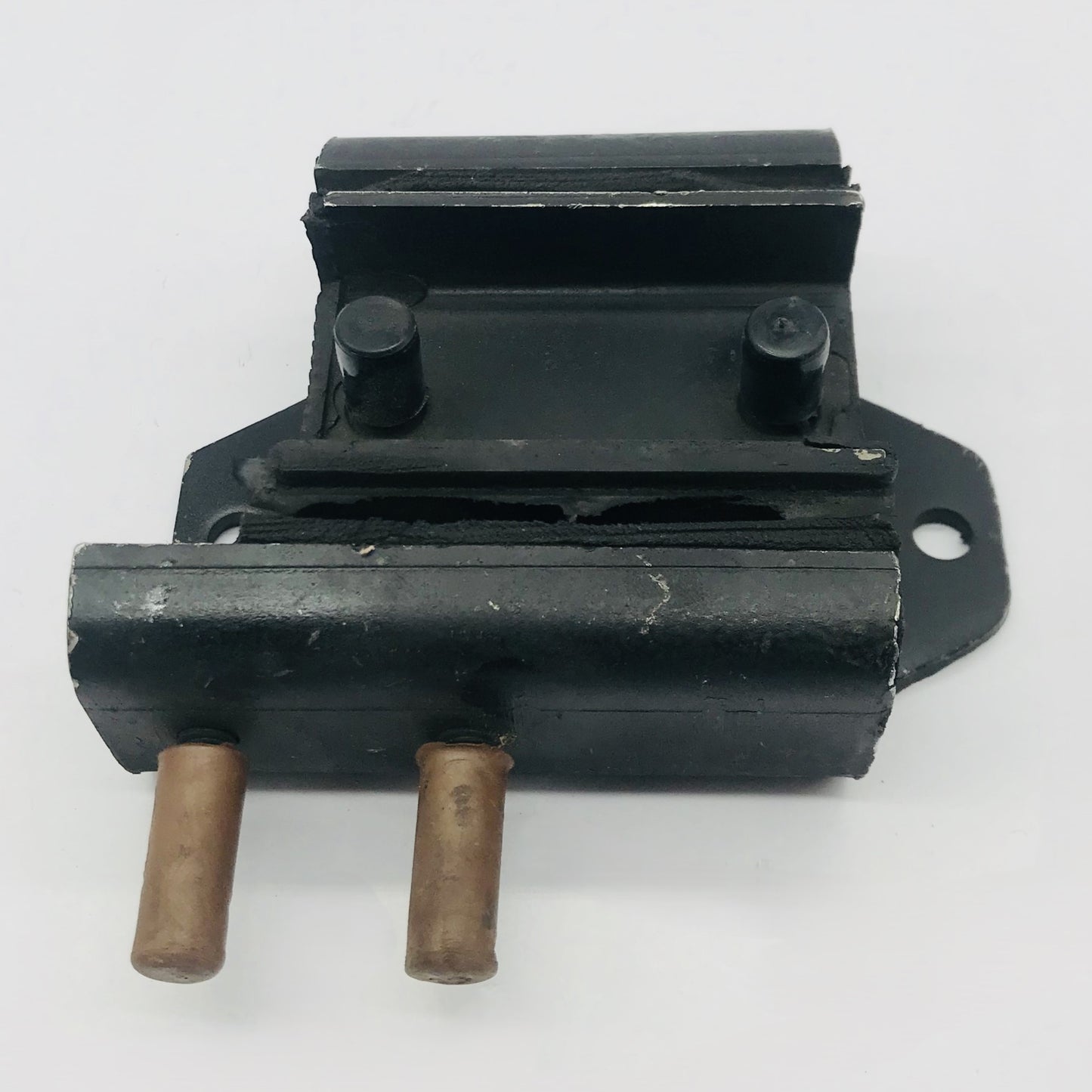 Soporte T Nissan 72-84            Em2487